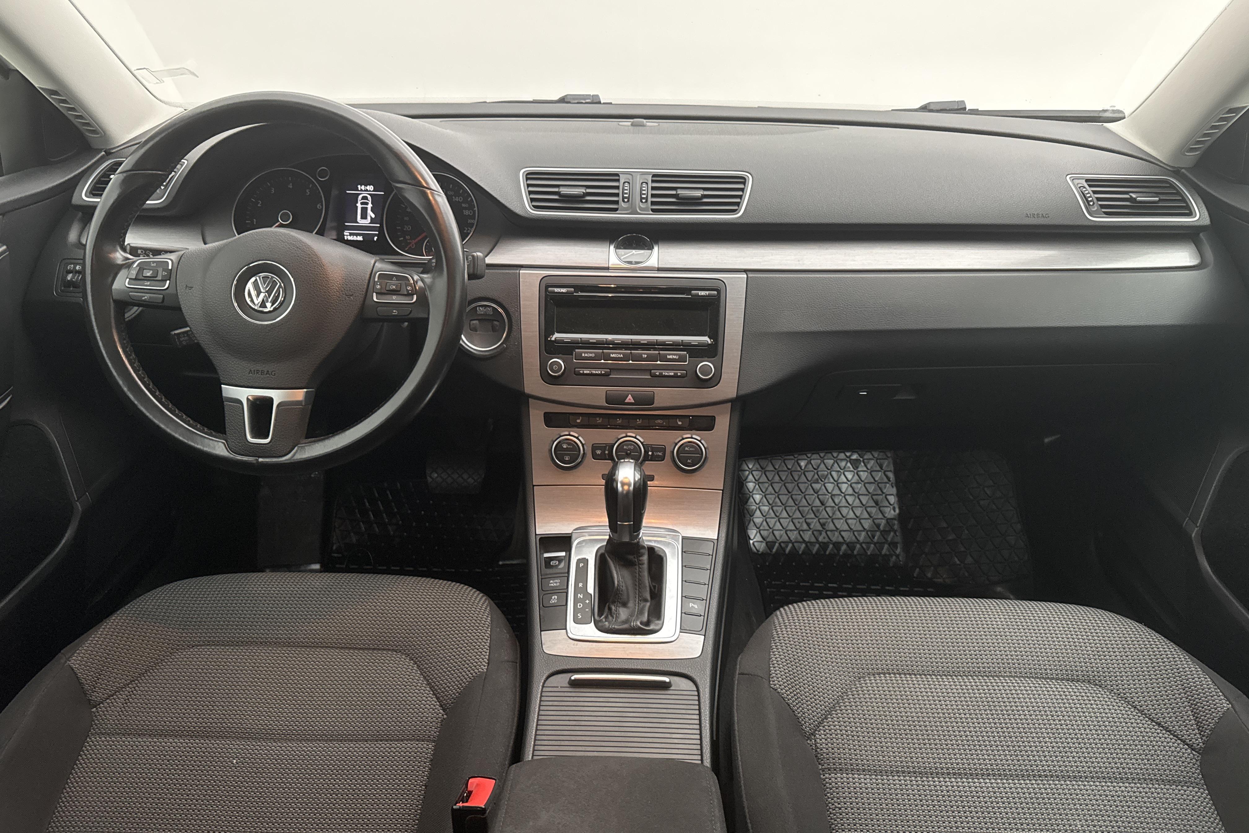 VW Passat 1.4 TSI EcoFuel Variant (150hk) - 19 604 mil - Automat - vit - 2012