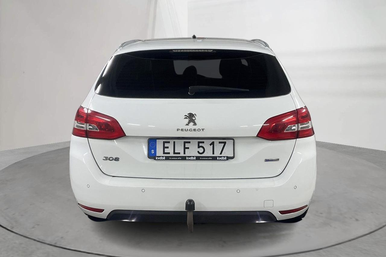 Peugeot 308 SW PureTech (110hk) - 98 420 km - Manualna - biały - 2016