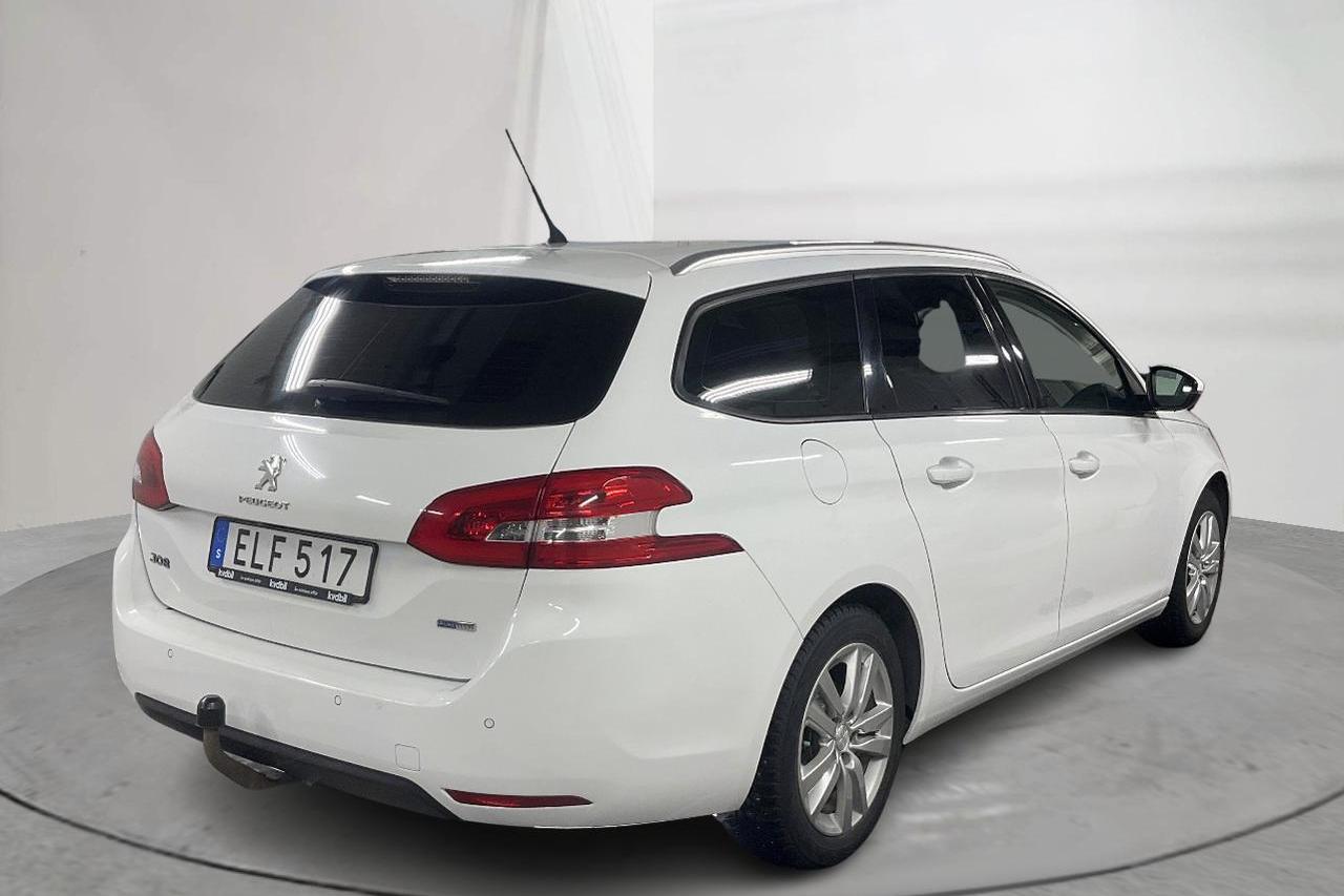 Peugeot 308 SW PureTech (110hk) - 98 420 km - Manualna - biały - 2016