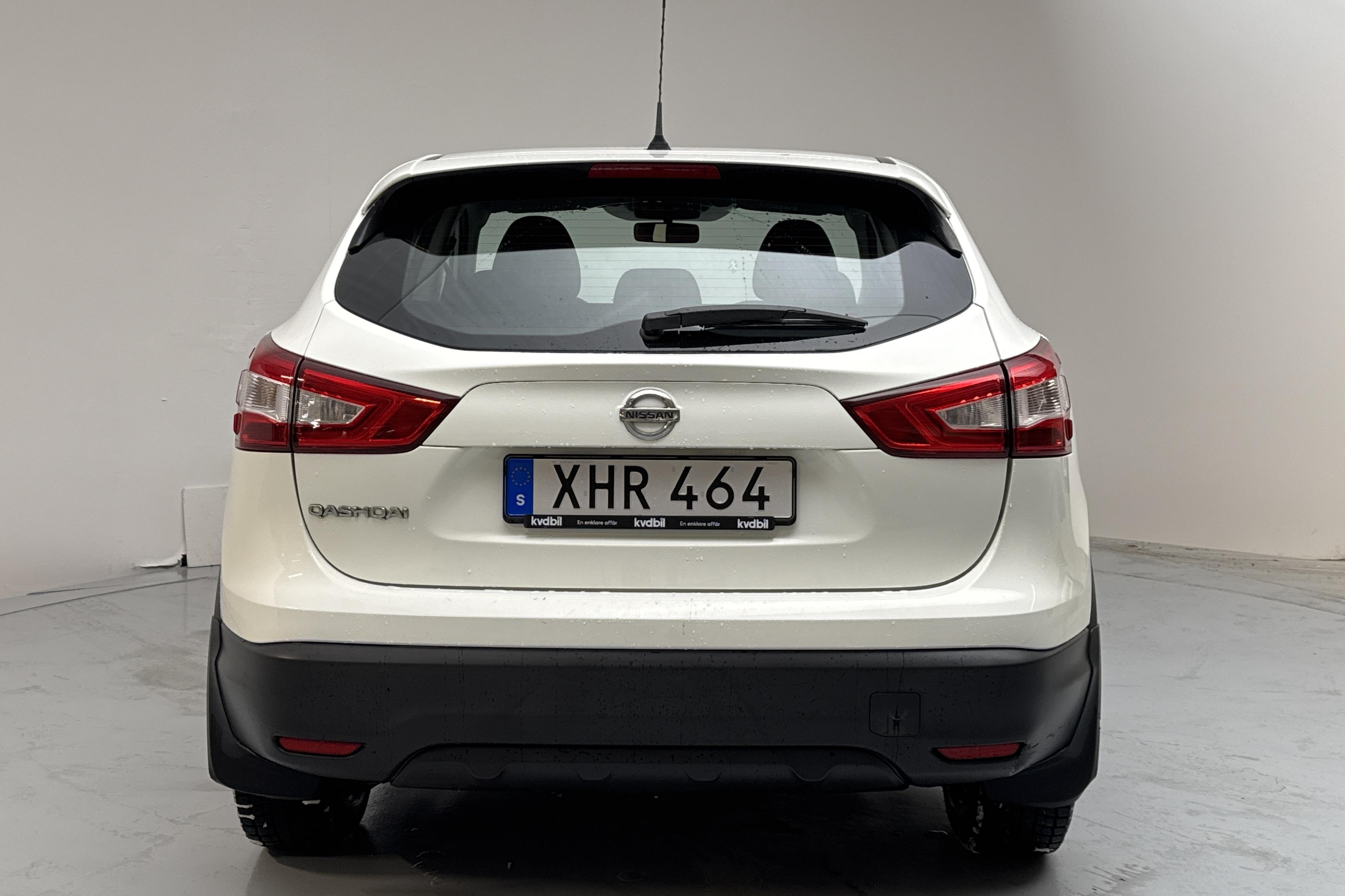 Nissan Qashqai 1.2 (115hk) - 72 780 km - Manuaalinen - valkoinen - 2015