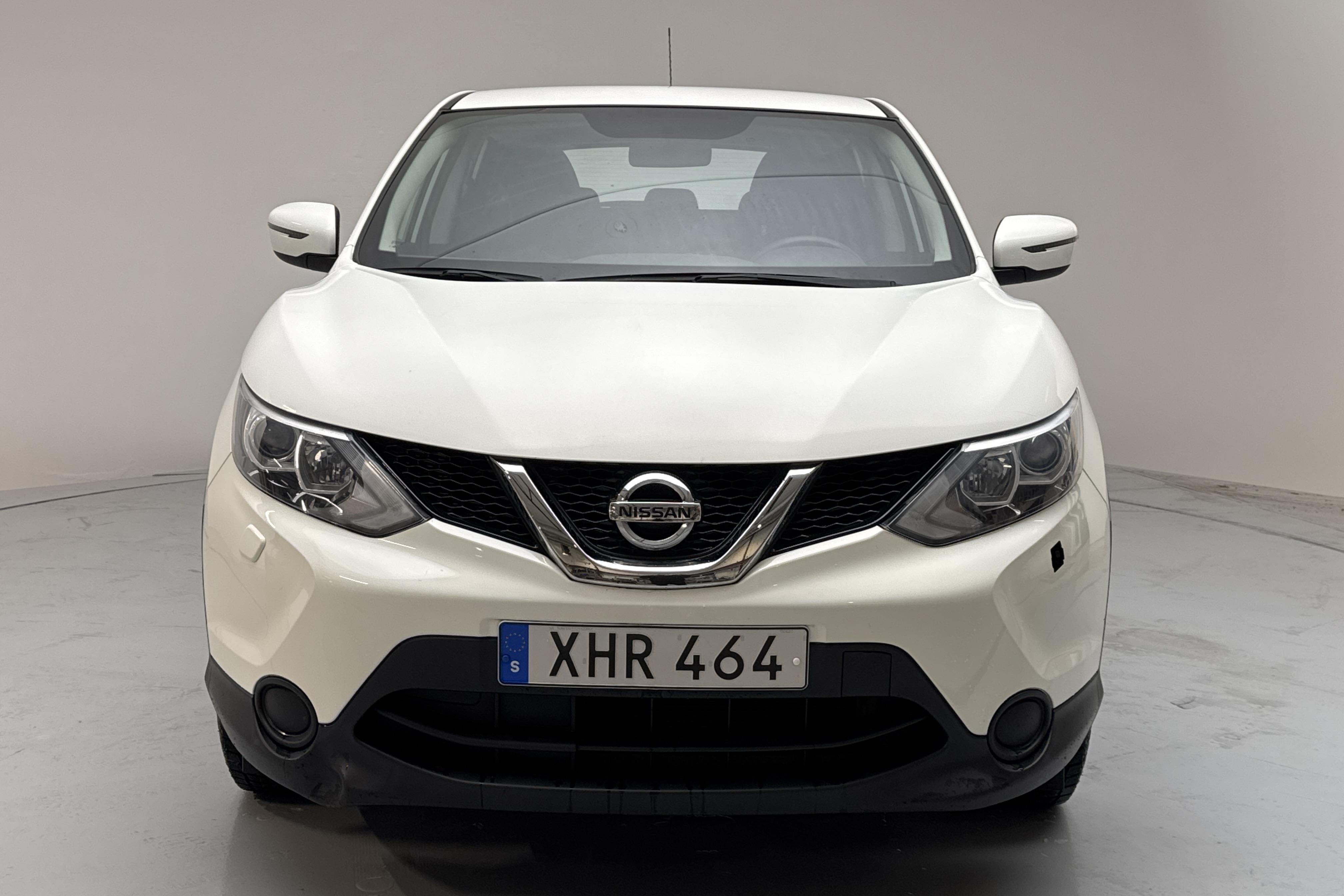 Nissan Qashqai 1.2 (115hk) - 72 780 km - Manuaalinen - valkoinen - 2015