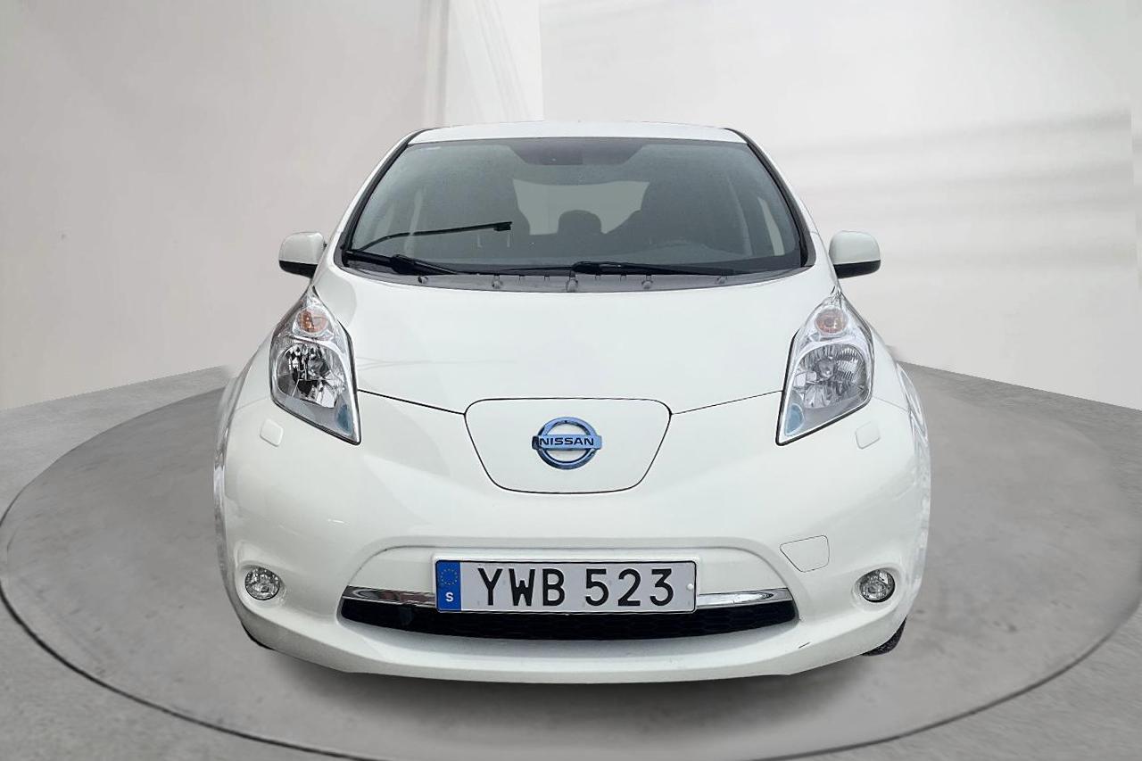 Nissan LEAF 5dr (109hk) - 4 057 mil - Automat - vit - 2018