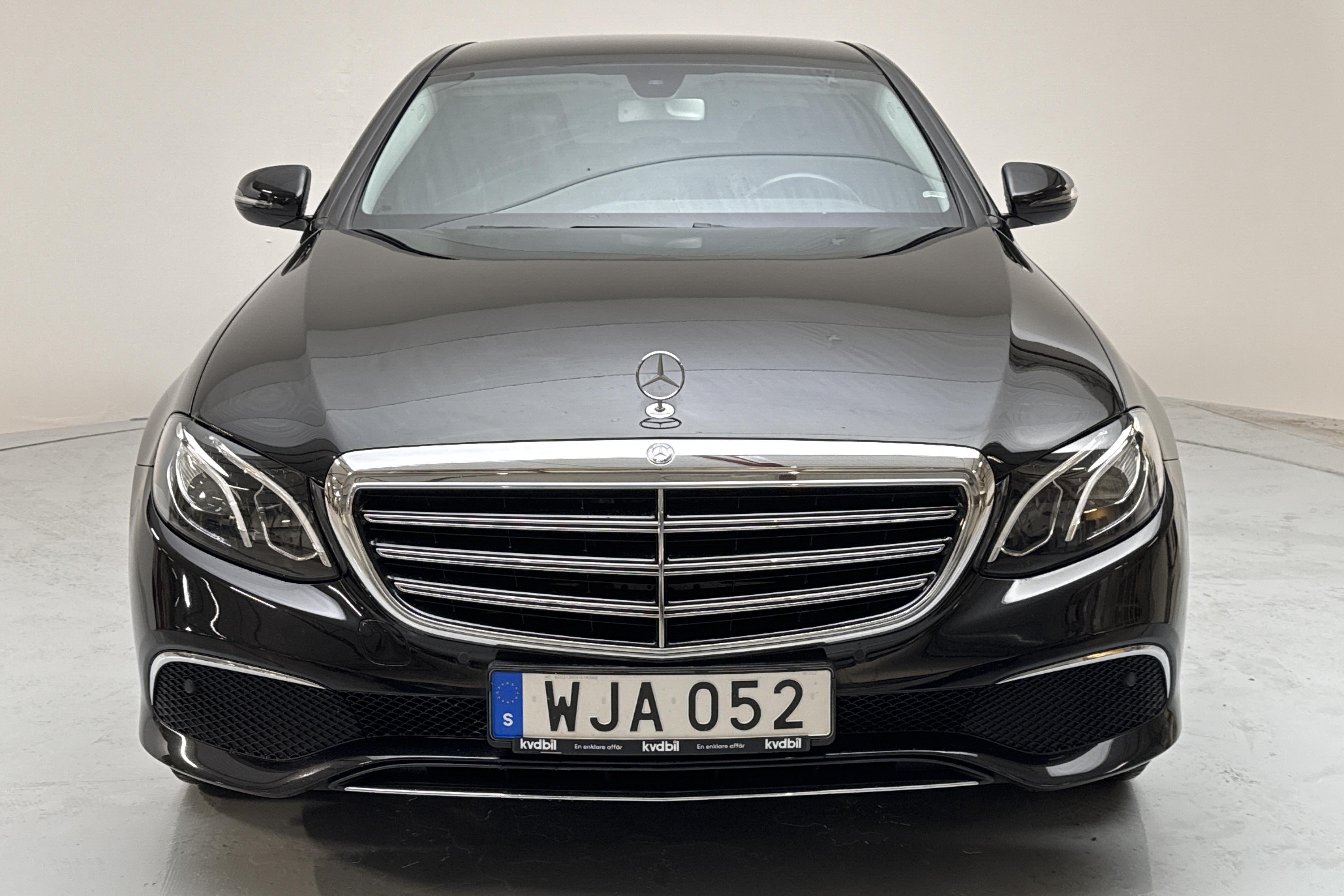 Mercedes E 220 d Sedan W213 (194hk) - 115 490 km - Automatic - black - 2017