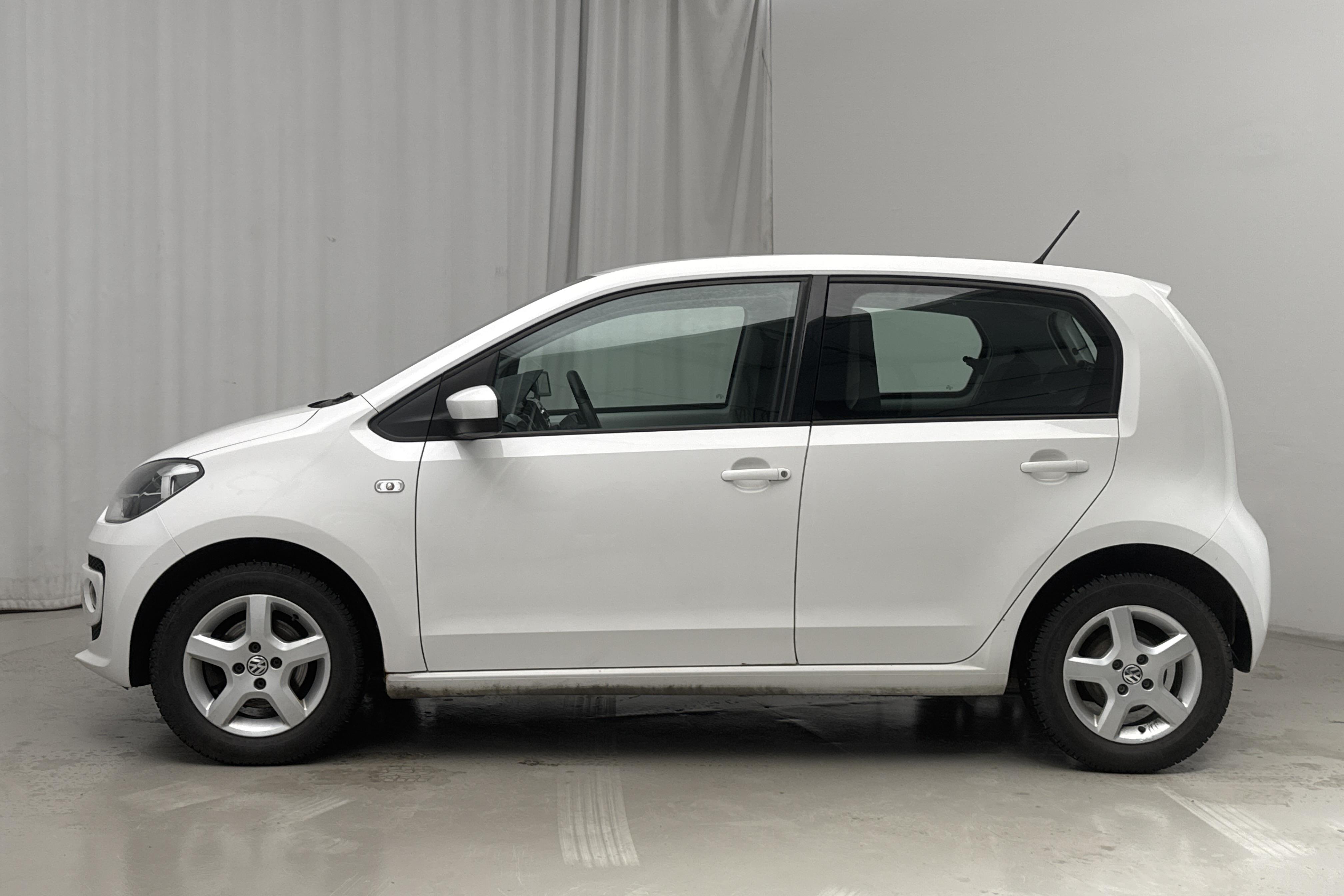 VW up! 1.0 5dr (75hk) - 11 640 mil - Manuell - vit - 2015