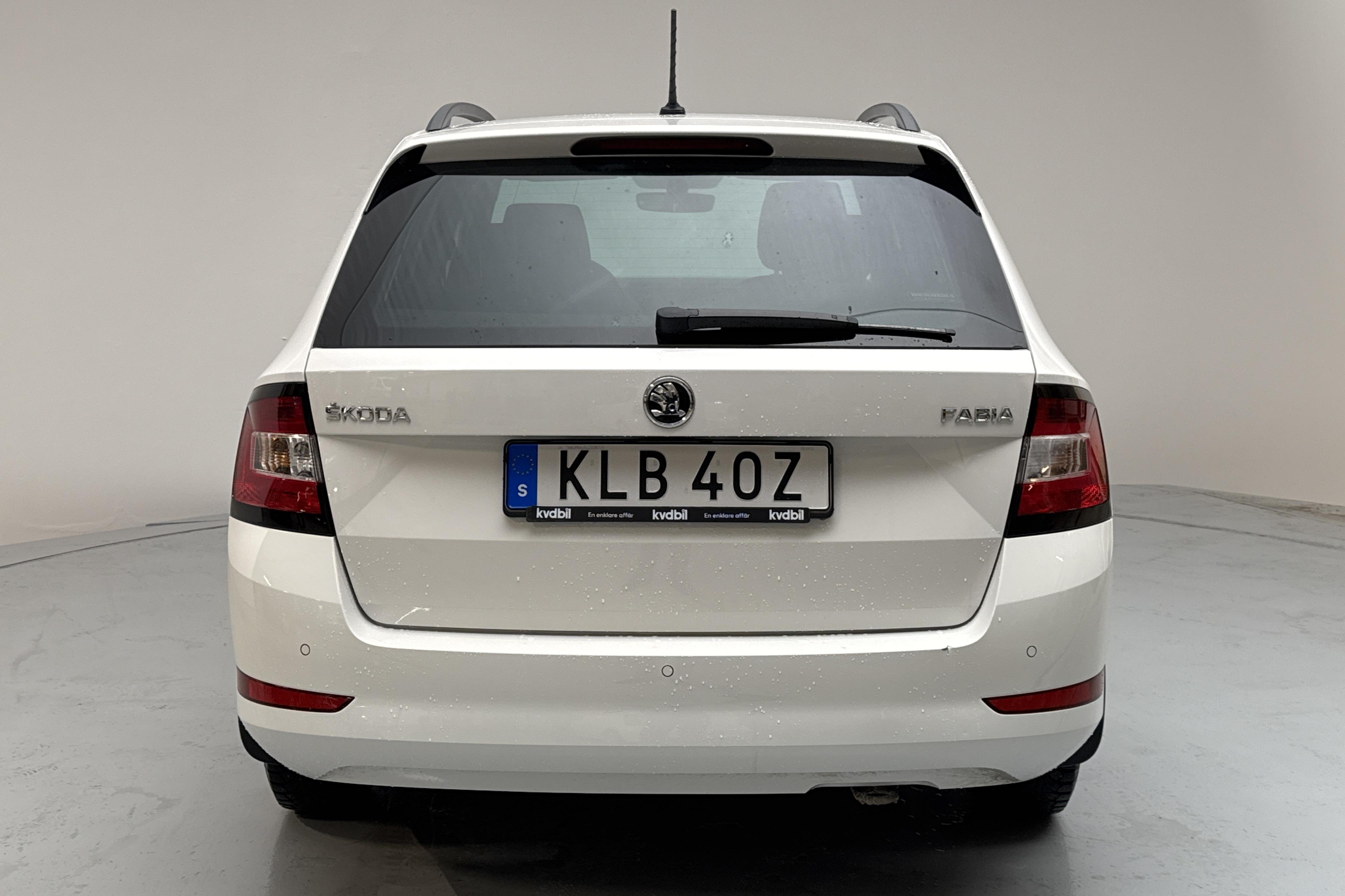 Skoda Fabia 1.0 TSI Kombi (95hk) - 52 710 km - Manual - white - 2020