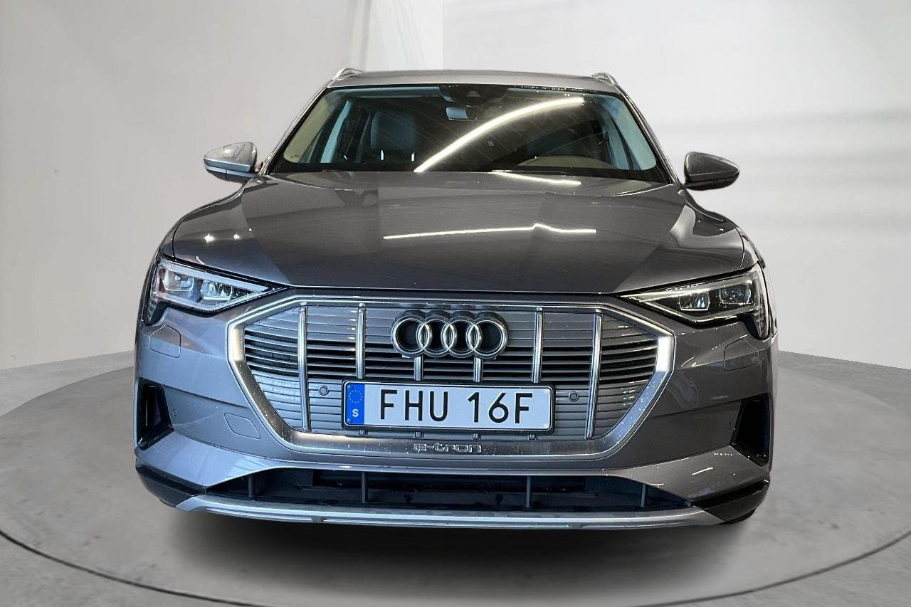 Audi e-tron 55 quattro 95 kWh (360hk) - 12 332 mil - Automat - grå - 2020