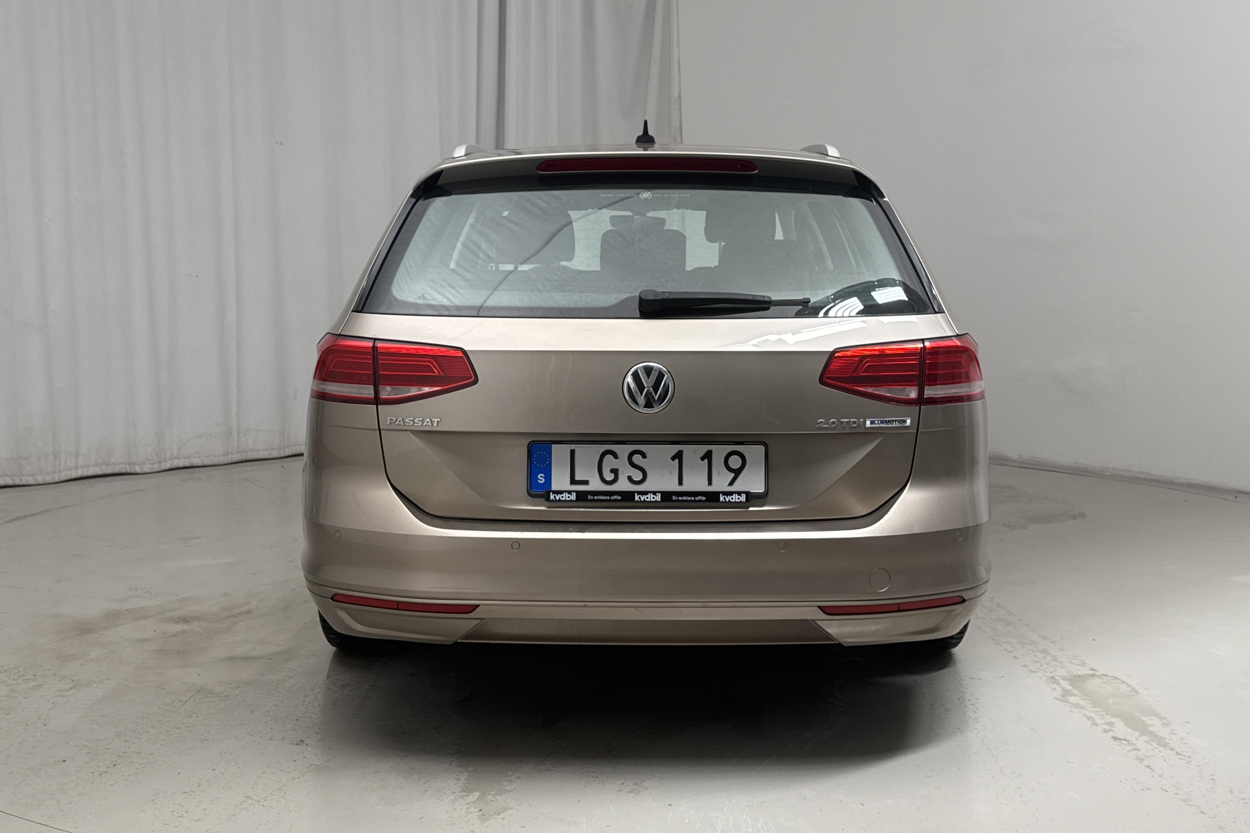 VW Passat 2.0 TDI Sportscombi (150hk) - 195 790 km - Automatyczna - Light Brown - 2016