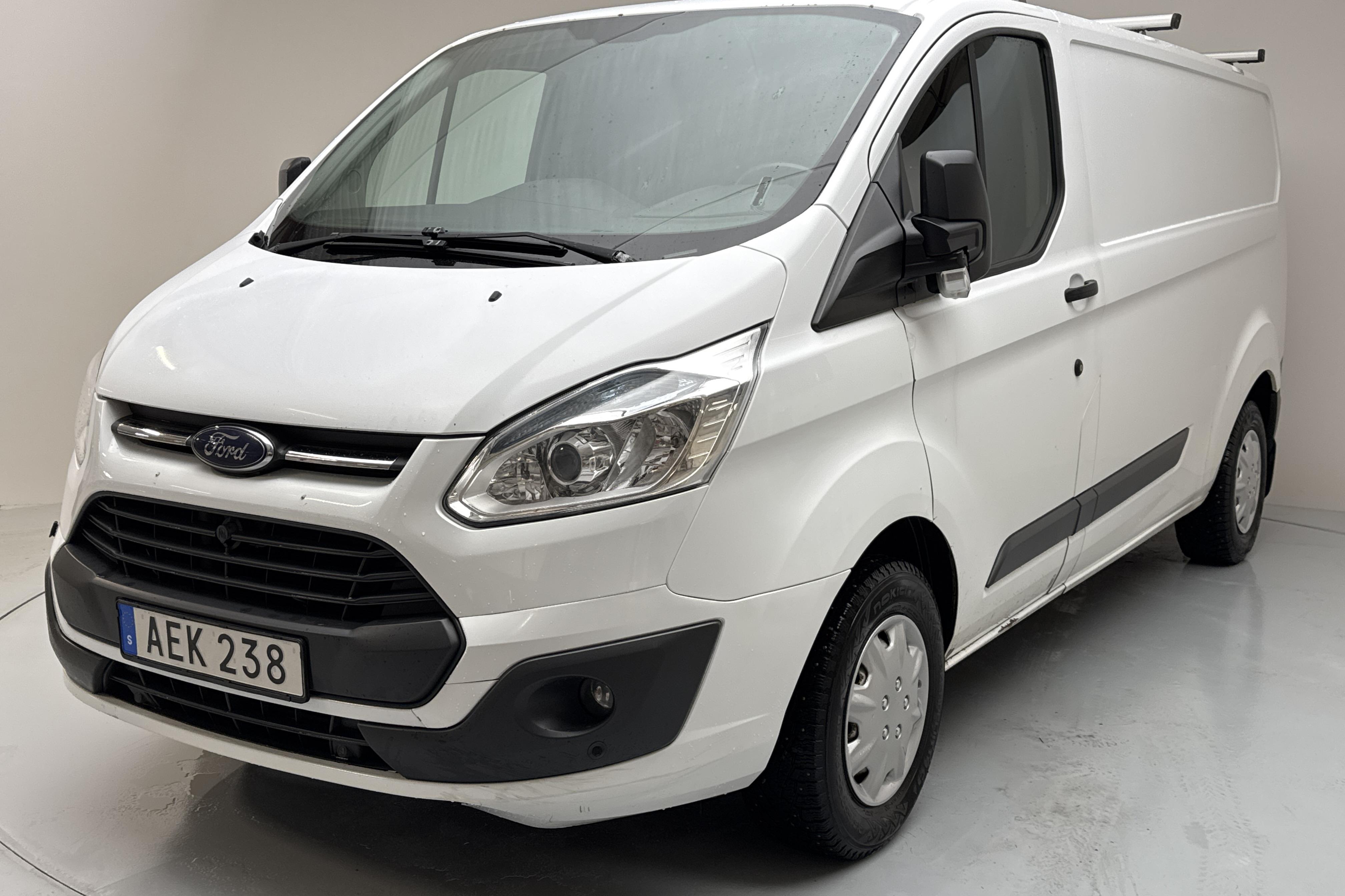 Ford Transit Custom 290 (125hk) - 17 656 mil - Manuell - vit - 2015