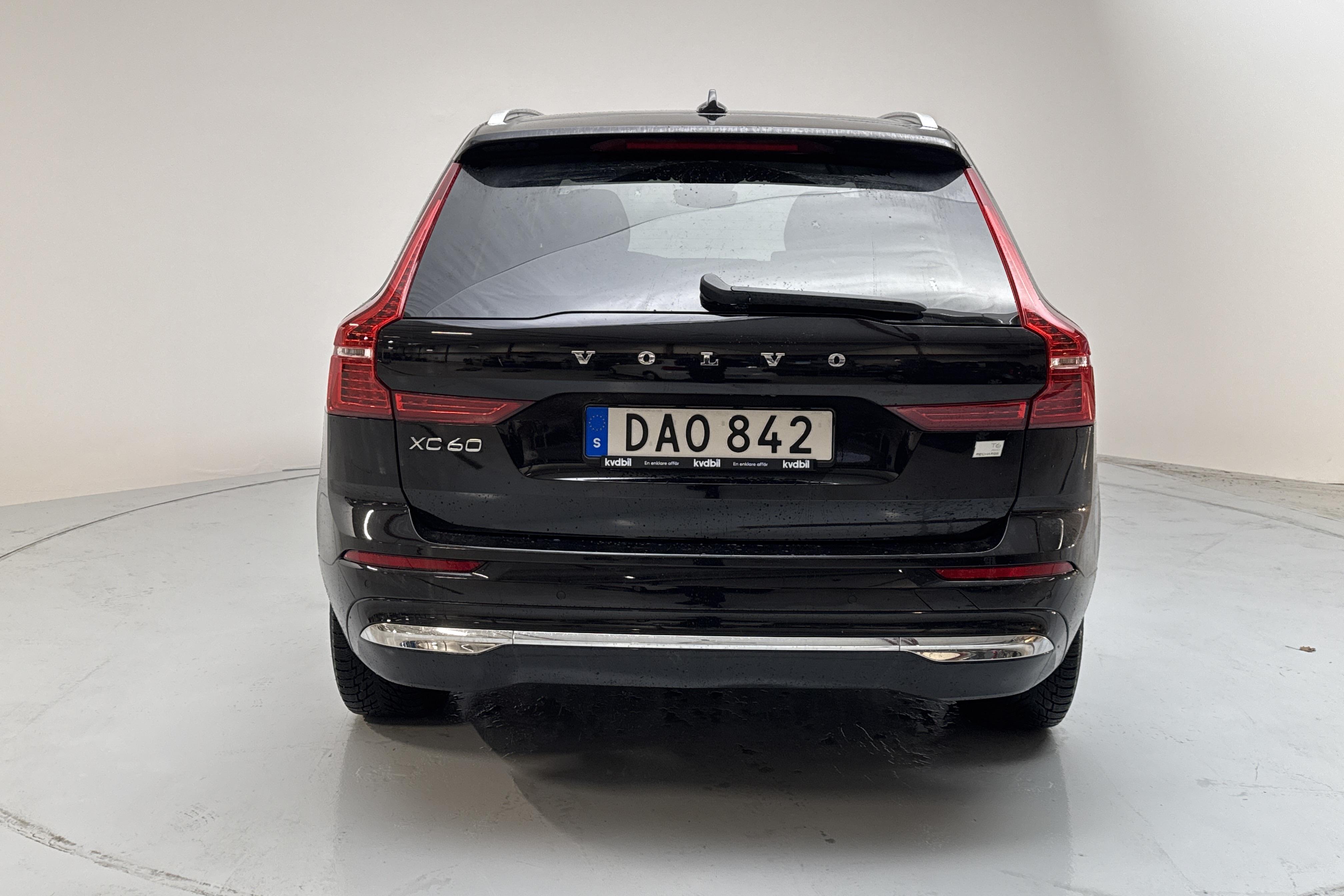 Volvo XC60 T6 AWD Recharge (350hk) - 11 974 mil - Automat - svart - 2022