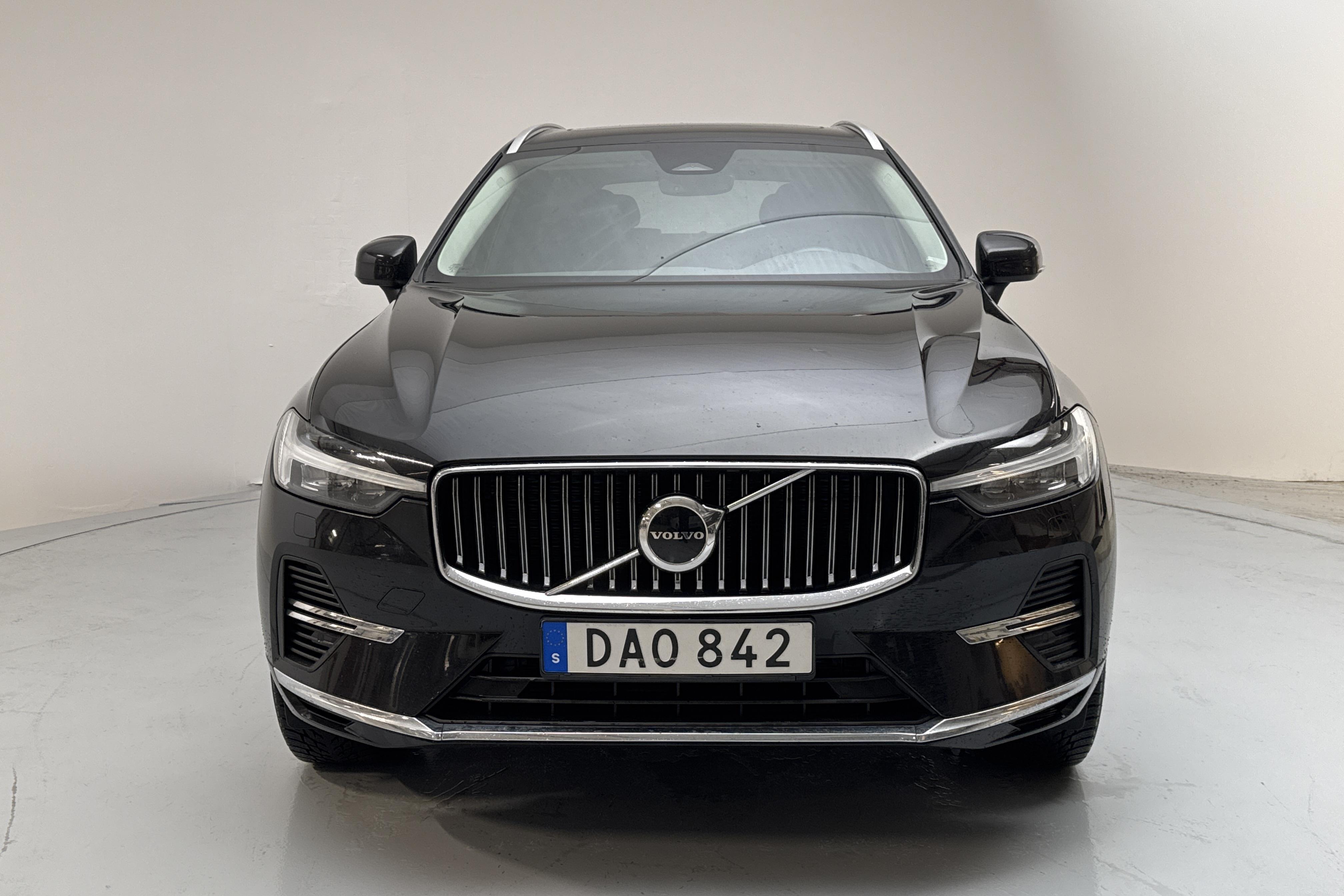 Volvo XC60 T6 AWD Recharge (350hk) - 11 974 mil - Automat - svart - 2022