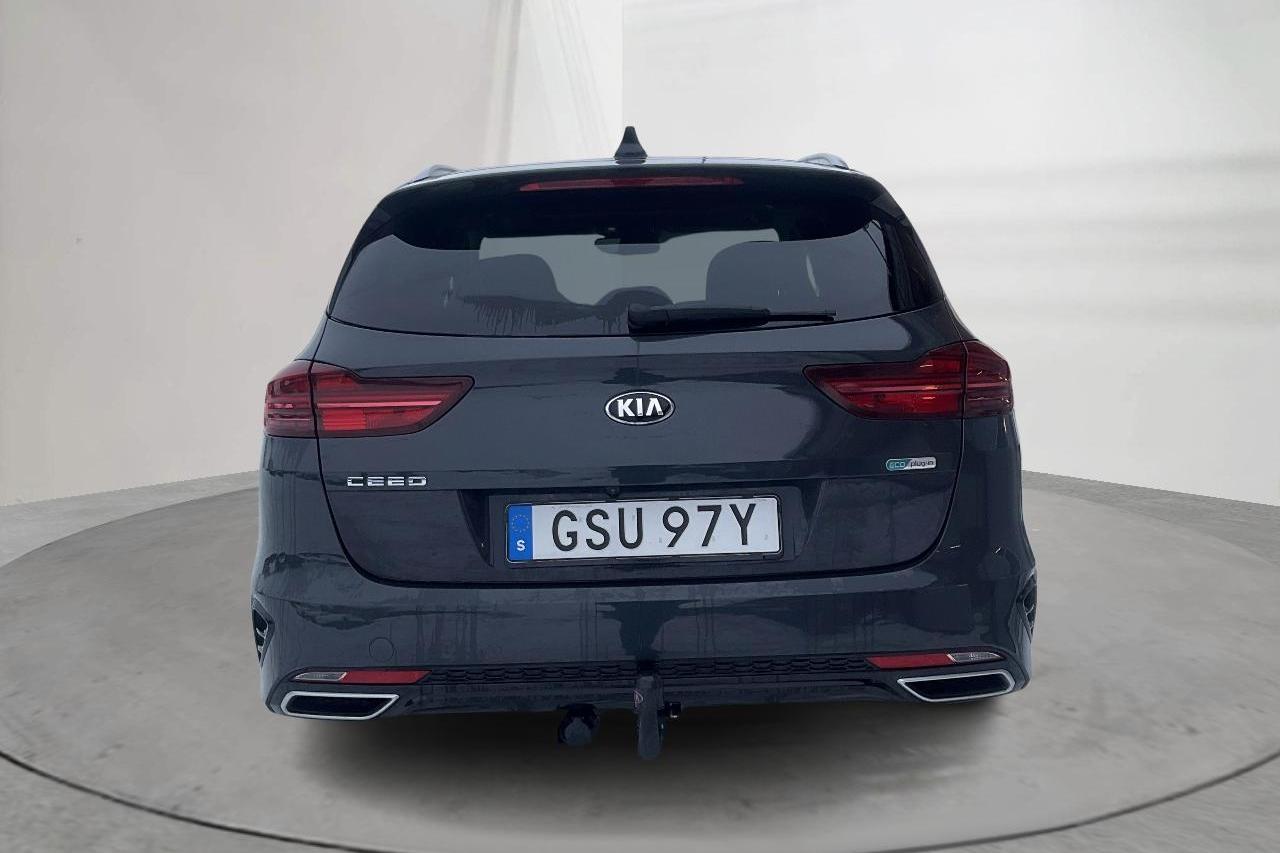 KIA Ceed 1.6 Plug-in Hybrid SW (141hk) - 7 258 mil - Automat - grå - 2021