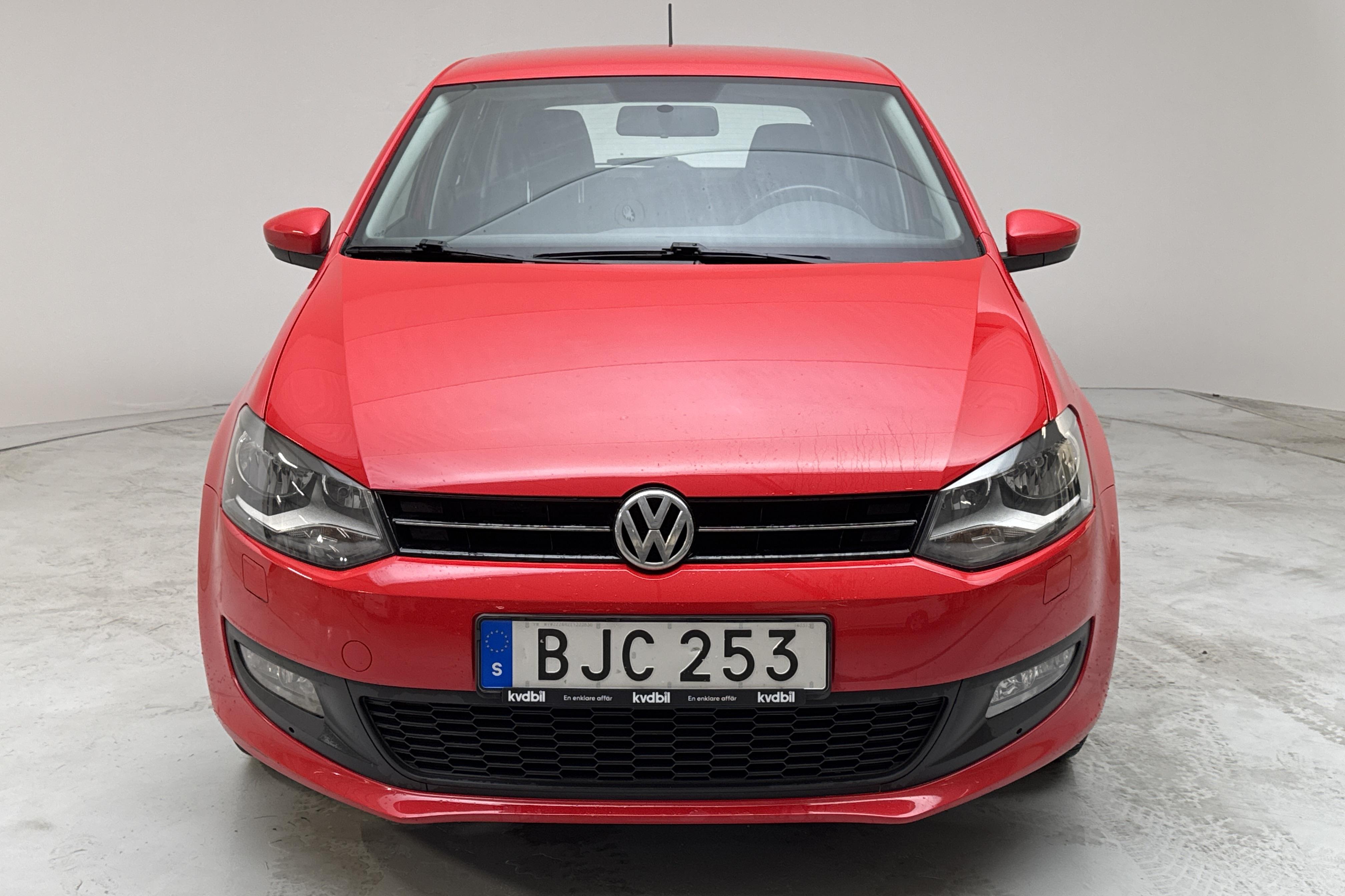 VW Polo 1.4 5dr (85hk) - 108 660 km - Käsitsi - punane - 2014