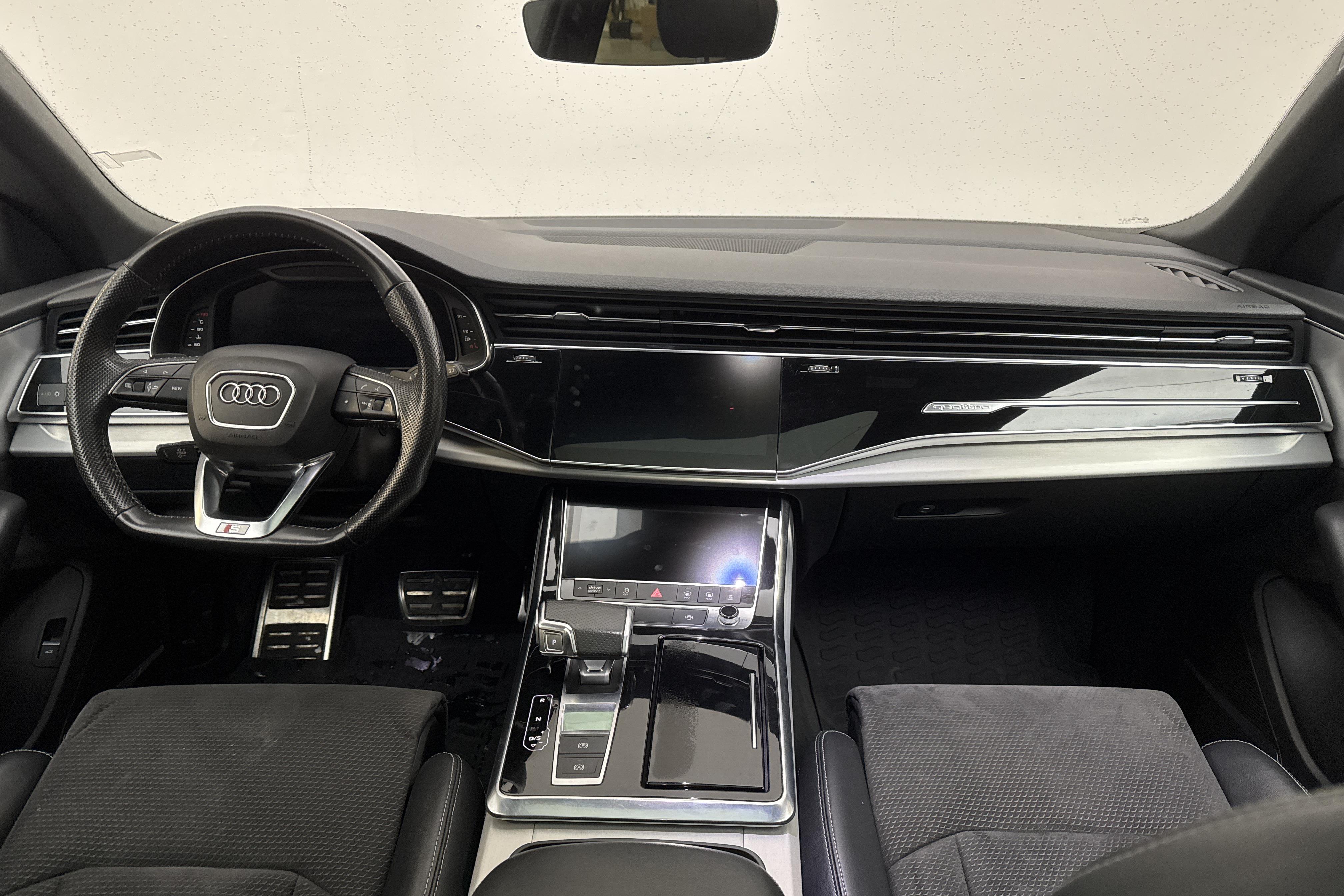 Audi Q8 50 TDI quattro (286hk) - 14 746 mil - Automat - grå - 2020