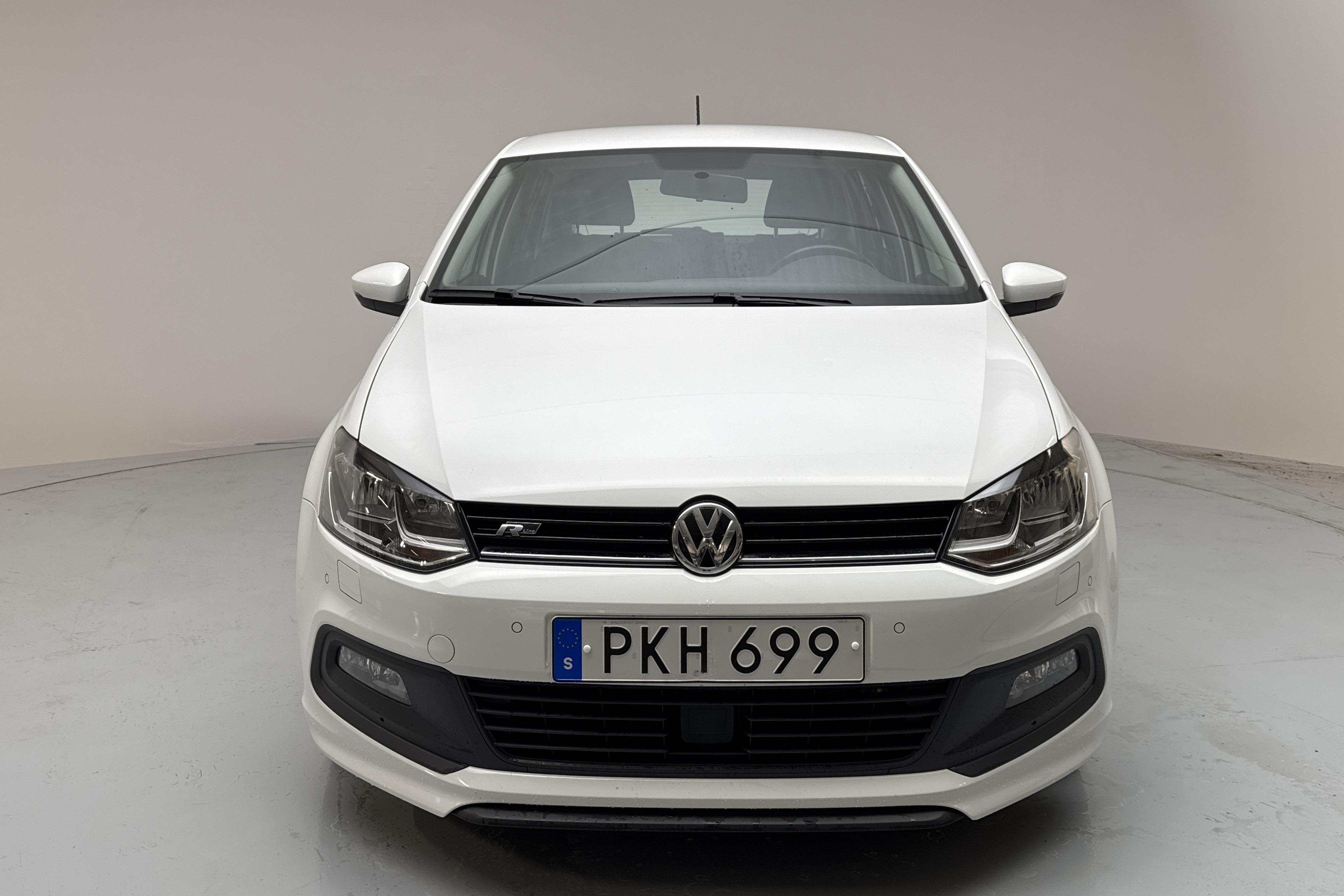 VW Polo 1.2 TSI 5dr (90hk) - 4 775 mil - Manuell - vit - 2017