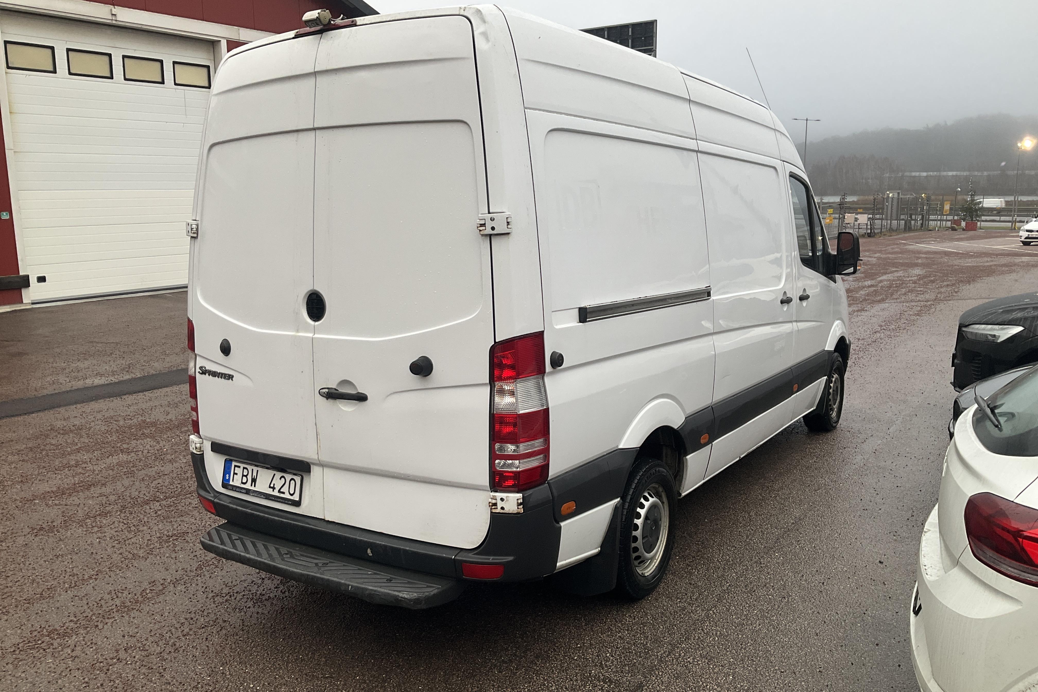 Mercedes Sprinter 310 CDI (95hk) - 17 728 mil - Automat - vit - 2012