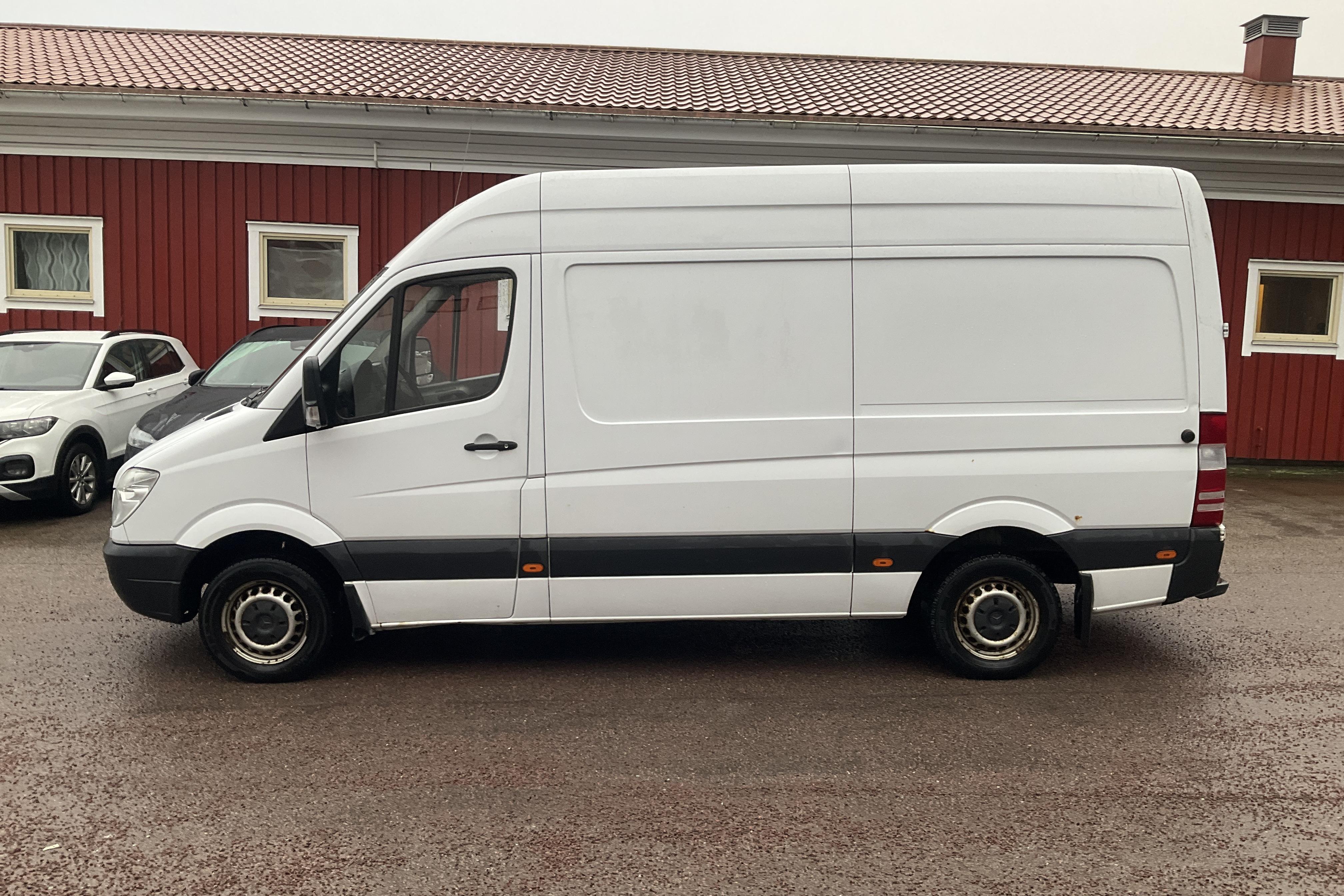 Mercedes Sprinter 310 CDI (95hk) - 17 728 mil - Automat - vit - 2012