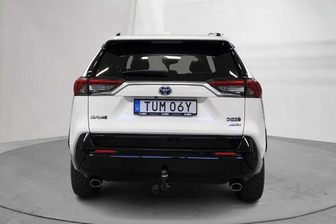 Toyota RAV4 2.5 Plug-in Hybrid AWD (306hk) - 6 369 mil - Automat - vit - 2021