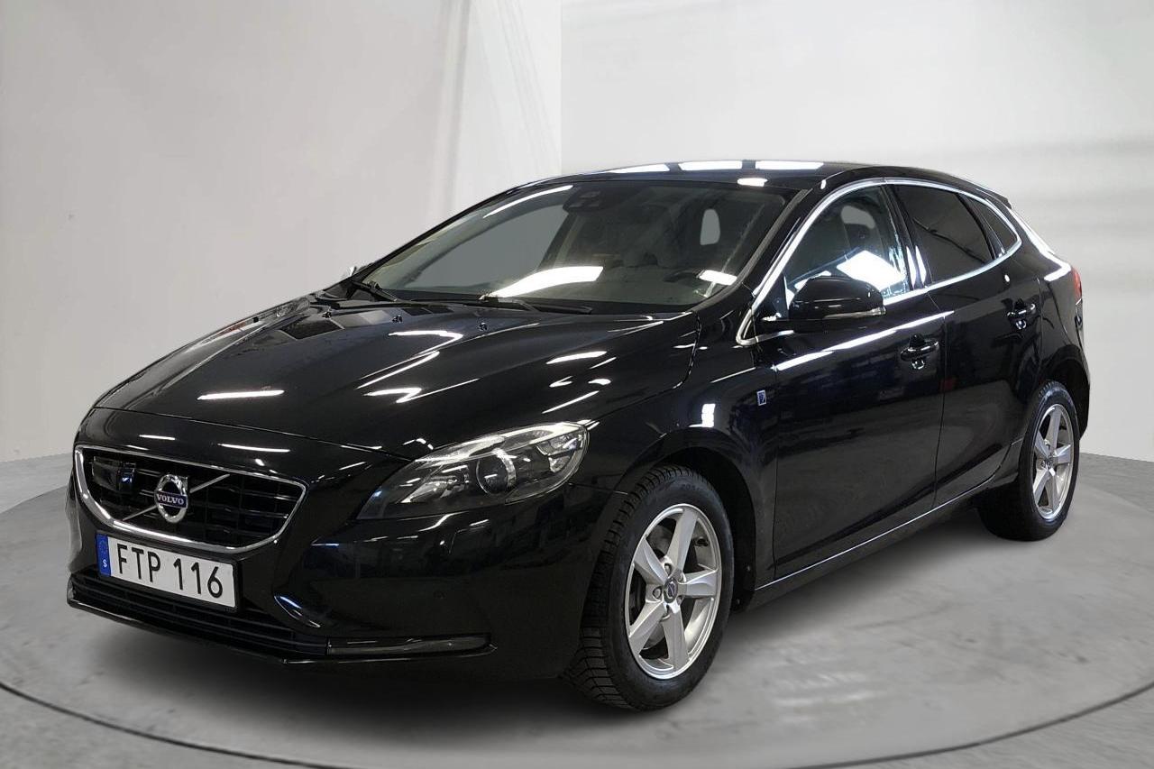 Volvo V40 T2 (122hk) - 146 790 km - Automatic - black - 2016