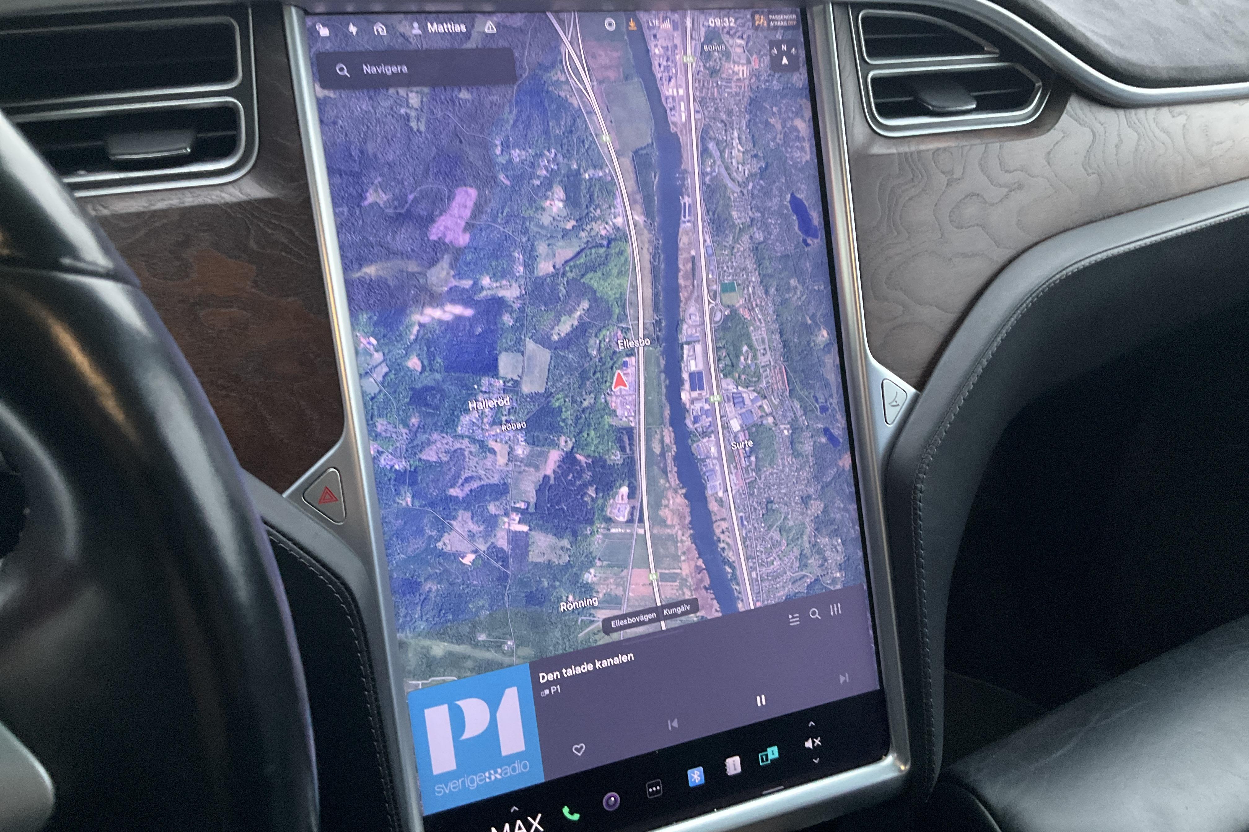 Tesla Model X 90D - 25 827 mil - Automat - svart - 2017