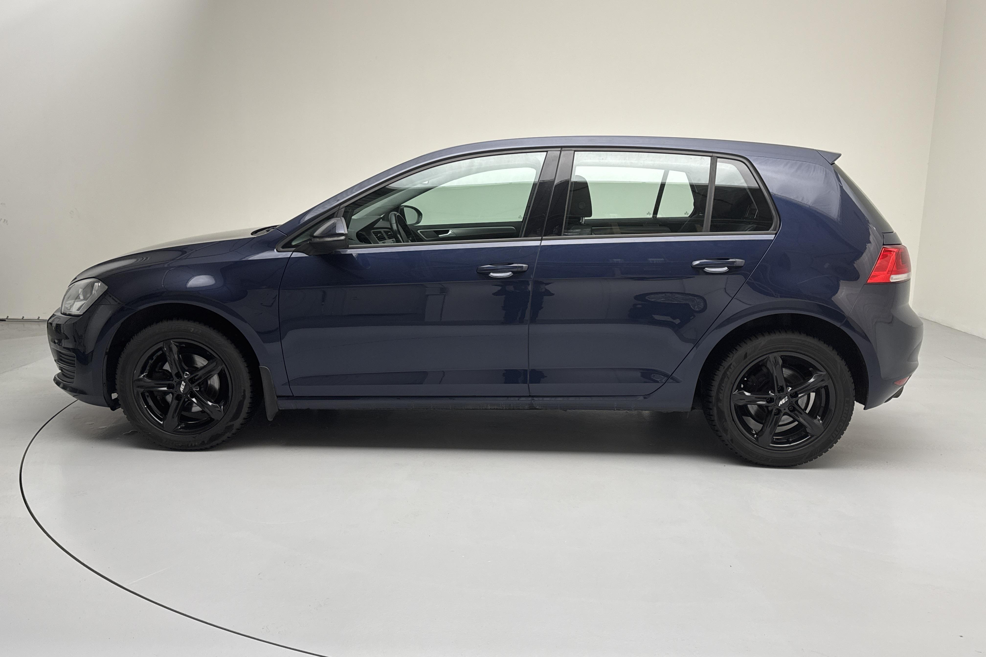 VW Golf VII 1.2 TSI 5dr (105hk) - 11 564 mil - Manuell - Dark Blue - 2015