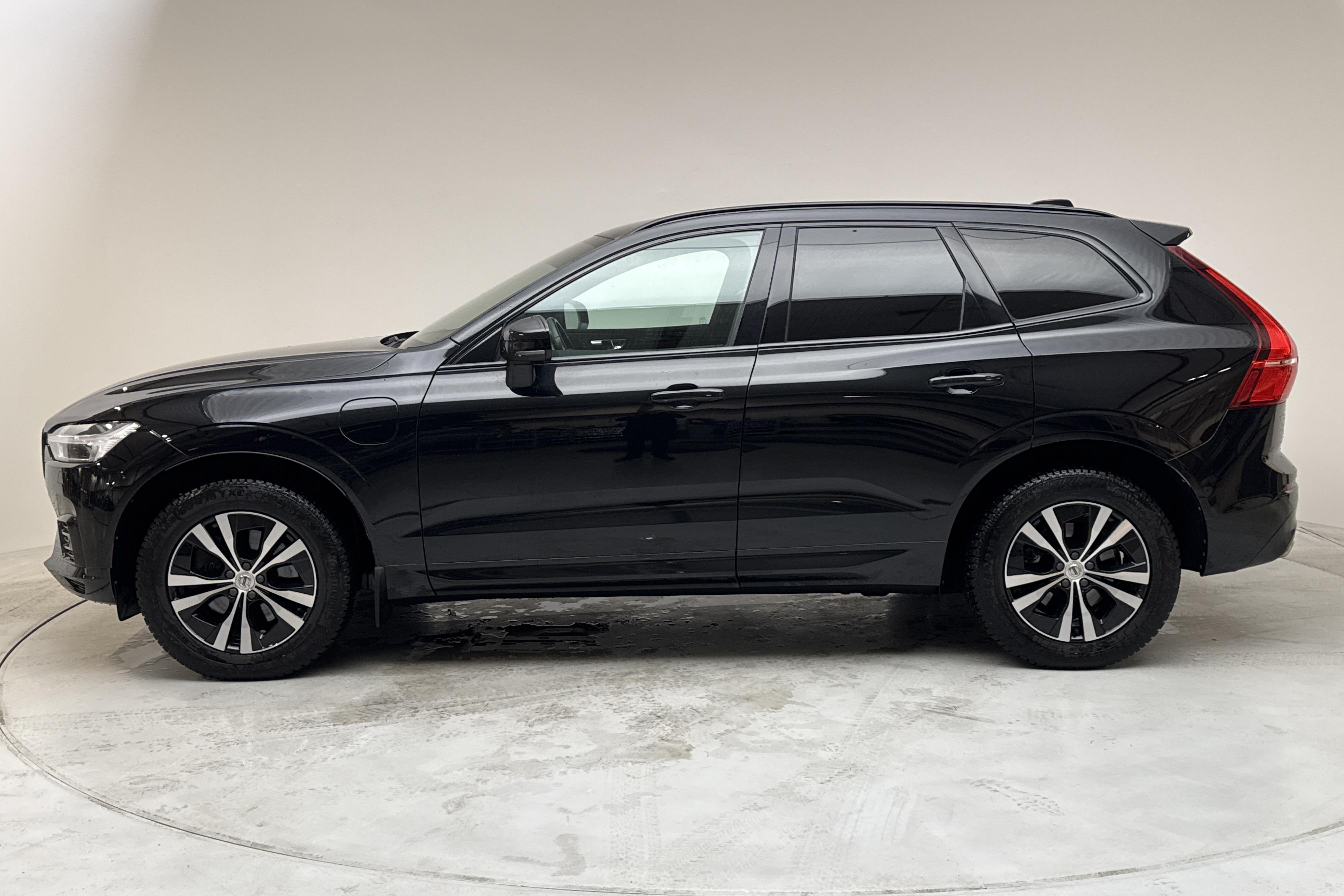 Volvo XC60 T8 AWD Recharge (390hk) - 127 430 km - Automatic - black - 2020