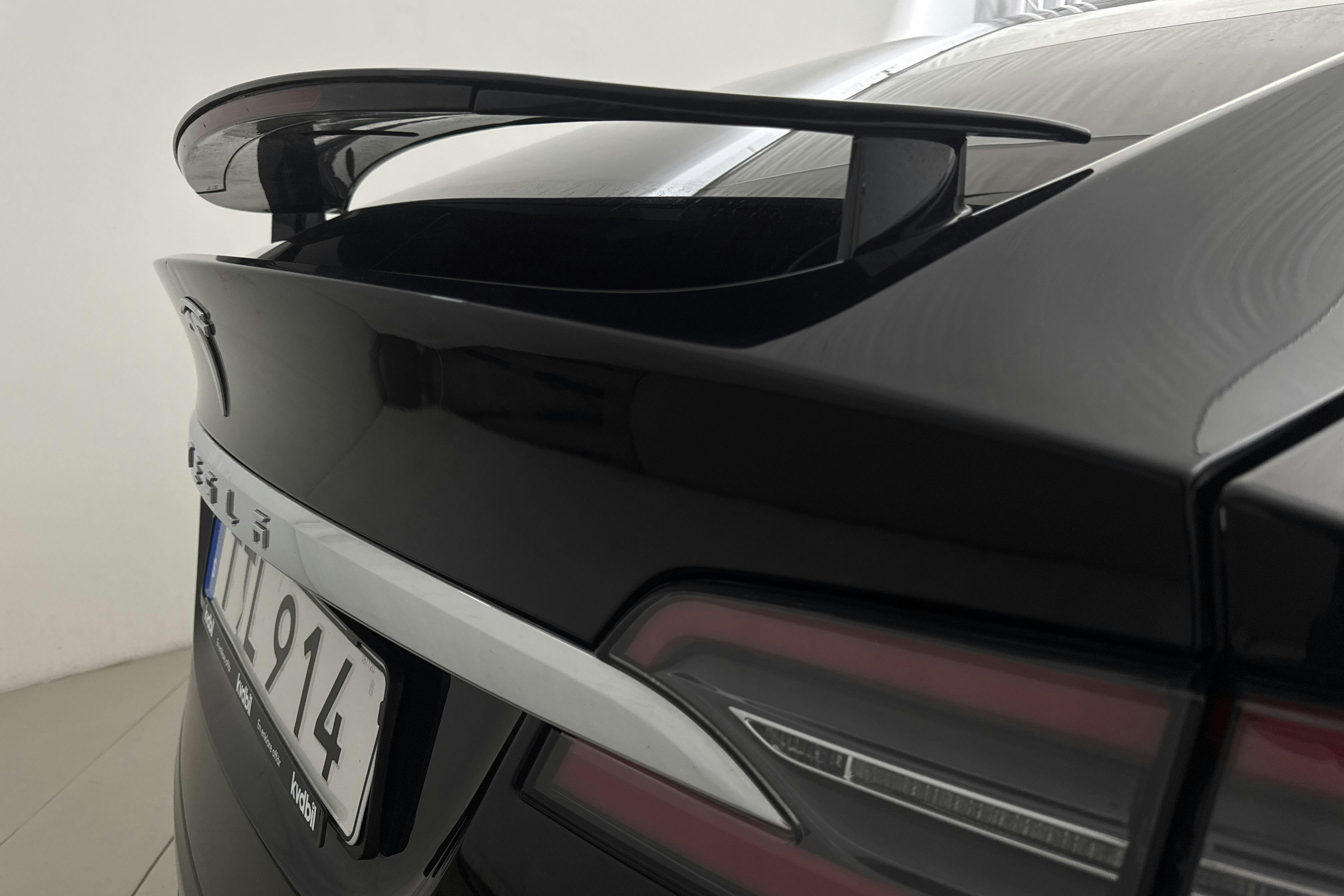 Tesla Model X 75D - 18 192 mil - Automat - svart - 2018