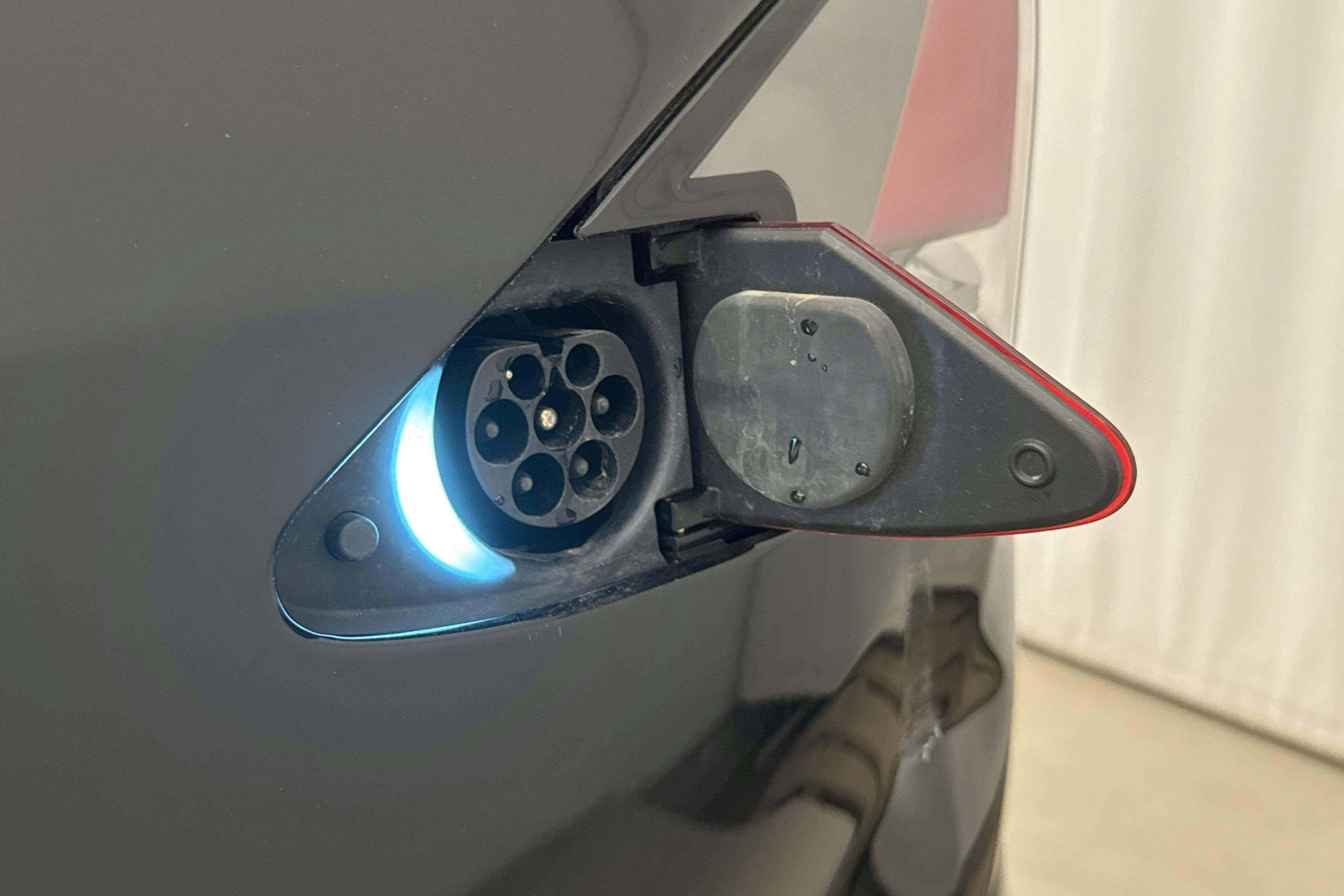 Tesla Model X 75D - 18 192 mil - Automat - svart - 2018