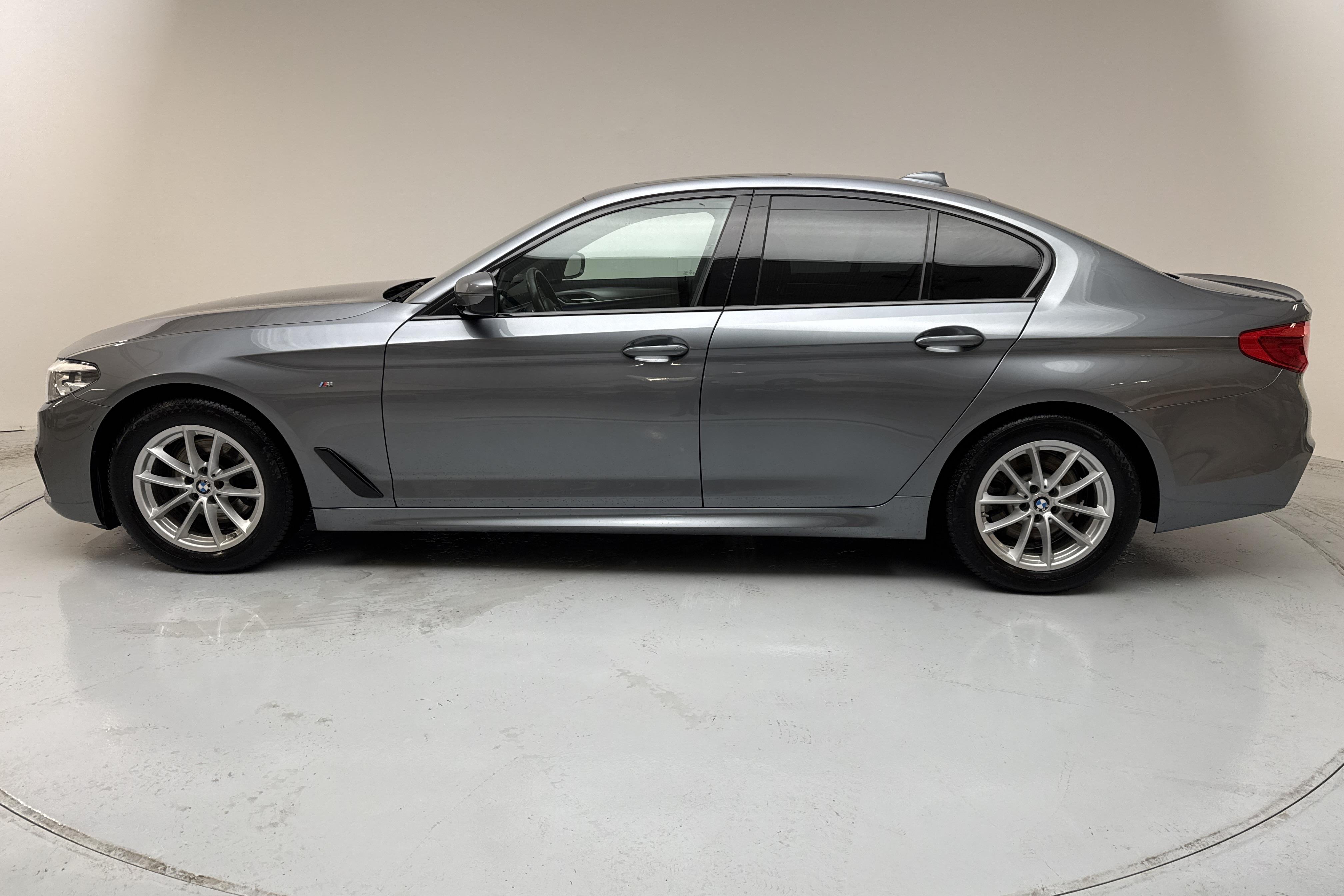 BMW 520d Sedan MHEV, G30 (190hk) - 116 820 km - Automatic - blue - 2020