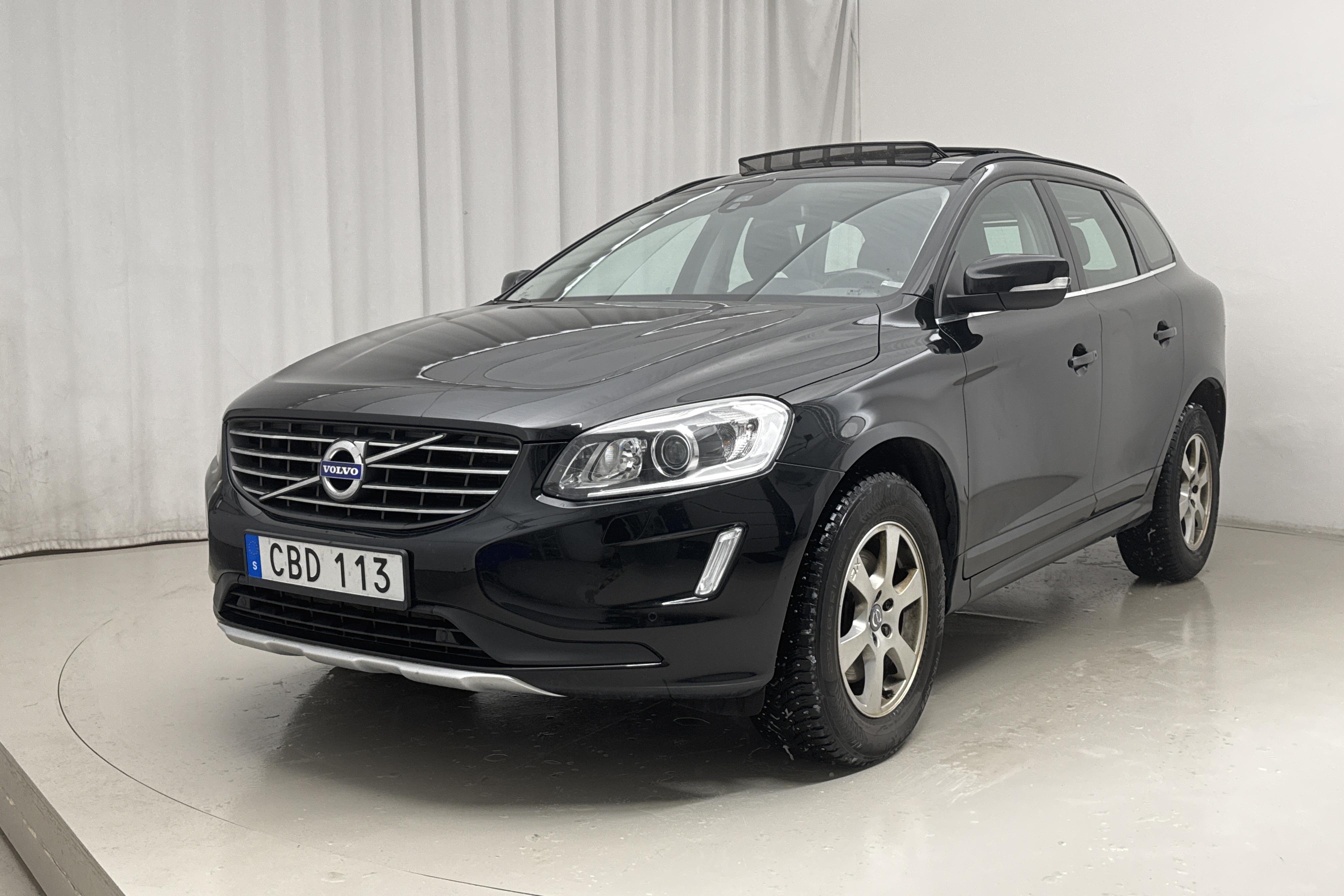 Volvo XC60 D4 2WD (181hk) - 144 340 km - Manual - black - 2015