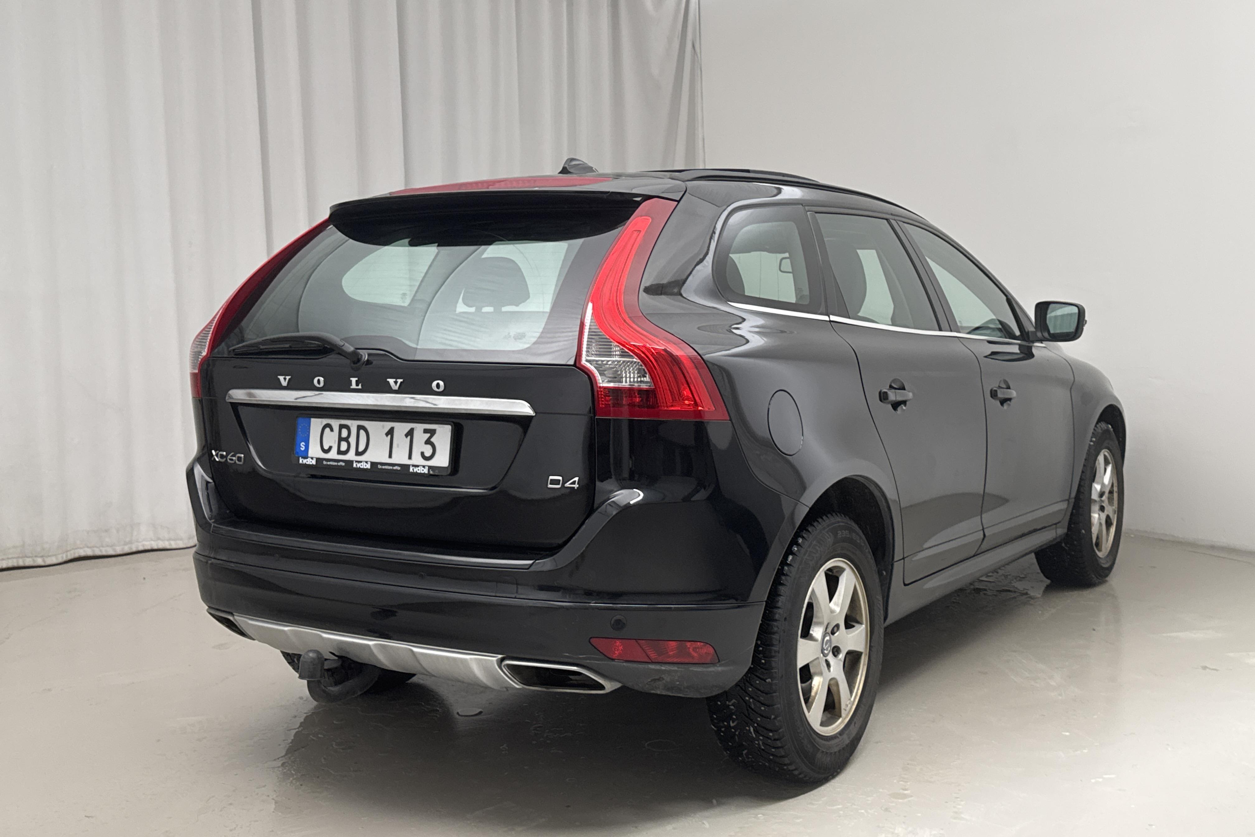 Volvo XC60 D4 2WD (181hk) - 144 340 km - Manual - black - 2015