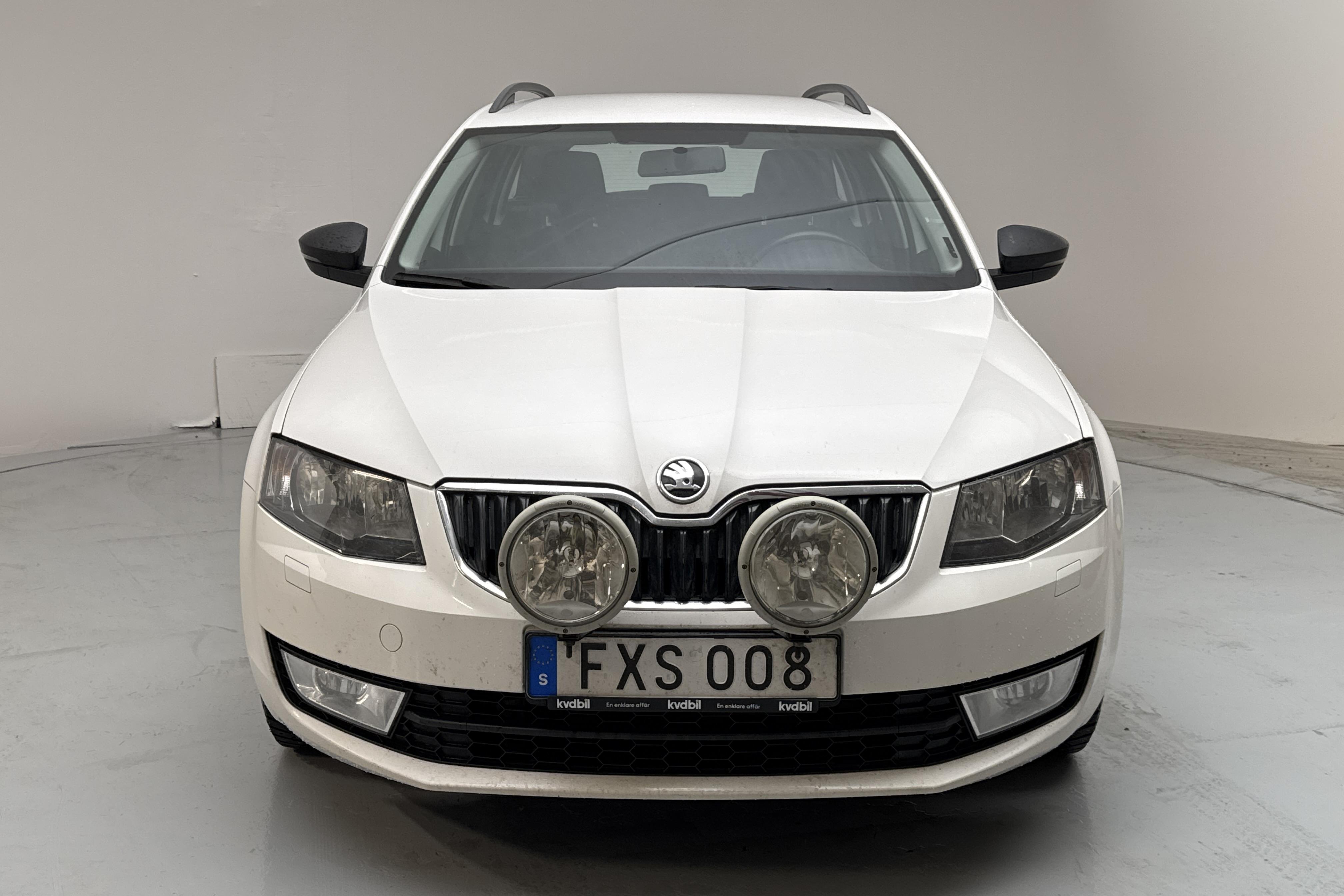 Skoda Octavia III 1.6 TDI CR Combi 4X4 (105hk) - 25 751 mil - Manuell - vit - 2015