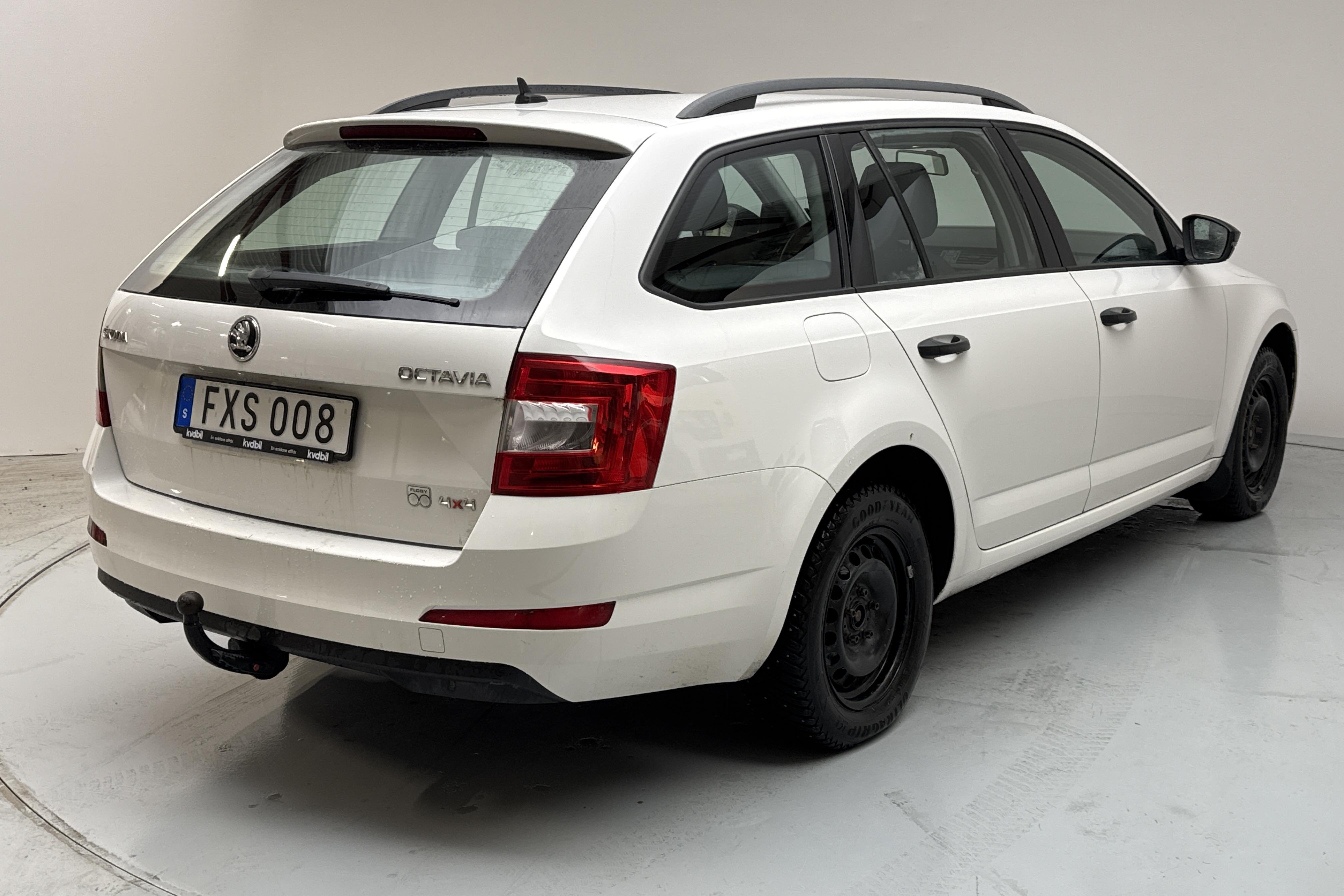 Skoda Octavia III 1.6 TDI CR Combi 4X4 (105hk) - 25 751 mil - Manuell - vit - 2015