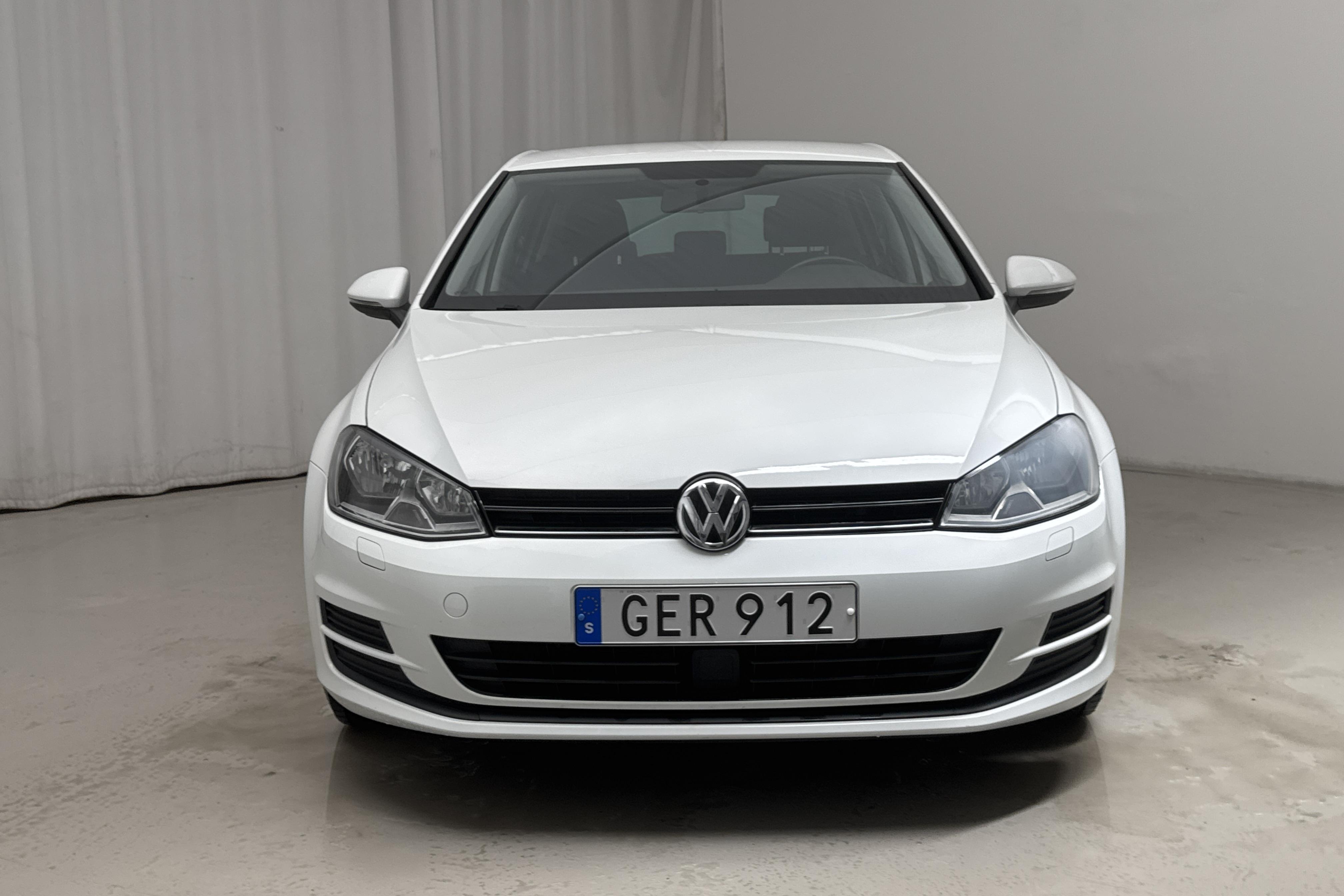 VW Golf VII 1.2 TSI 5dr (110hk) - 75 000 km - Automatyczna - biały - 2017