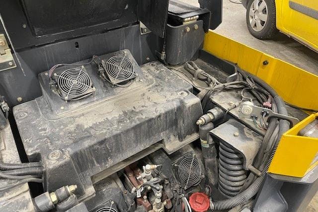 Still R07-25 Dragtruck s.nr 510127C00292 - 46 240 km - Automatic - yellow - 2012