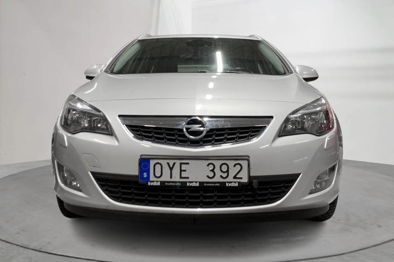 Opel Astra 1.7 CDTI ecoFLEX Sports Tourer (130hk) - 12 360 mil - Manuell - grå - 2012