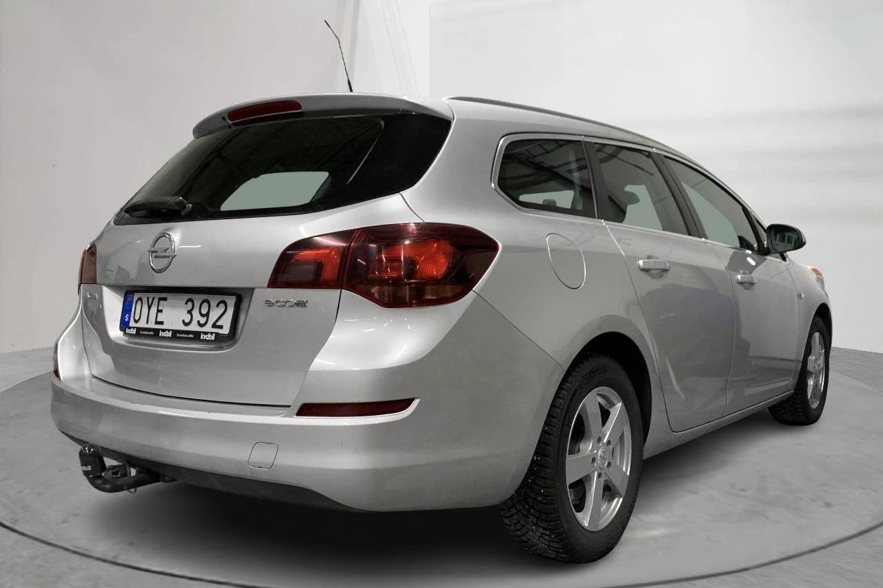 Opel Astra 1.7 CDTI ecoFLEX Sports Tourer (130hk) - 12 360 mil - Manuell - grå - 2012