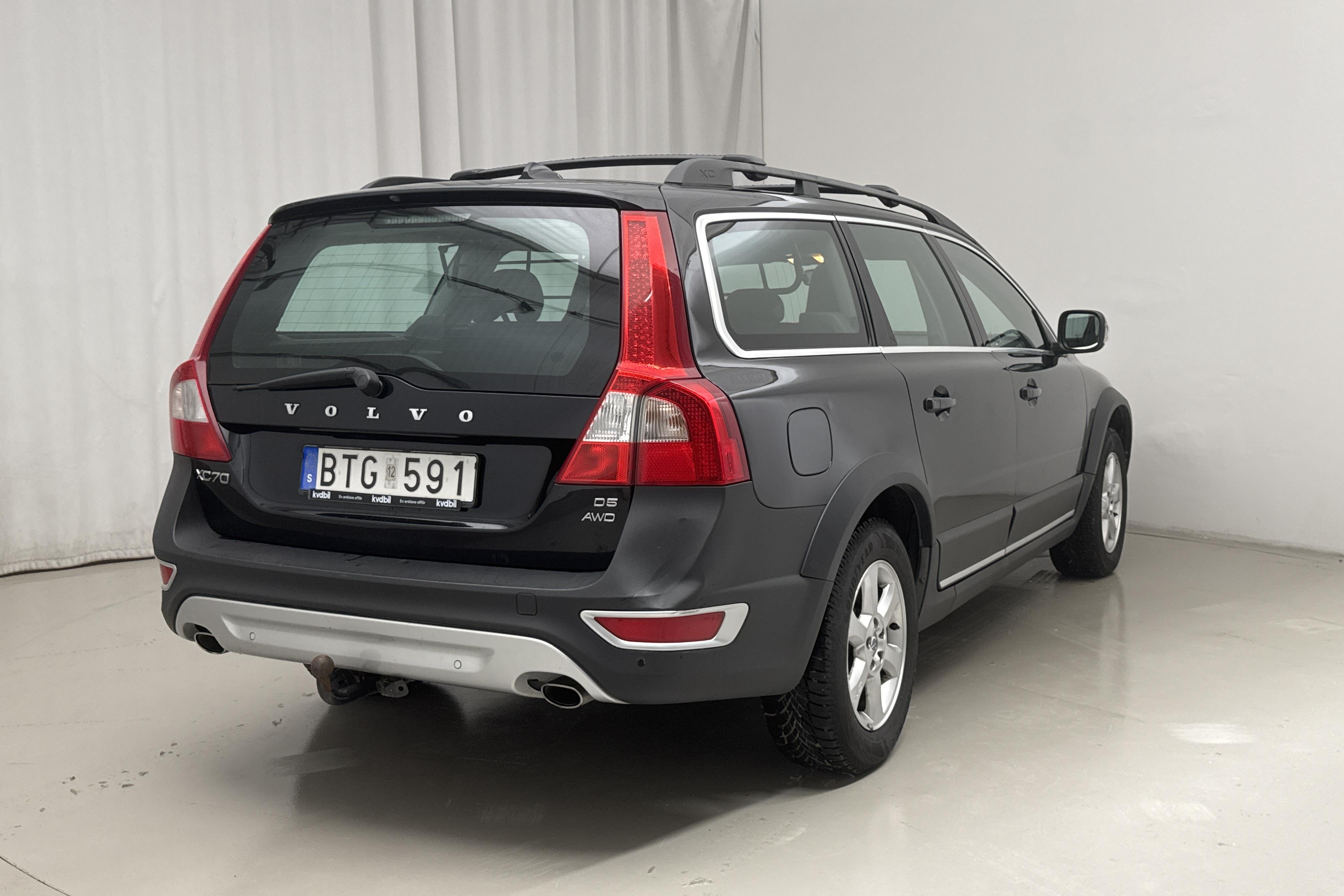 Volvo XC70 II D5 AWD (205hk) - 20 486 mil - Manuell - svart - 2010