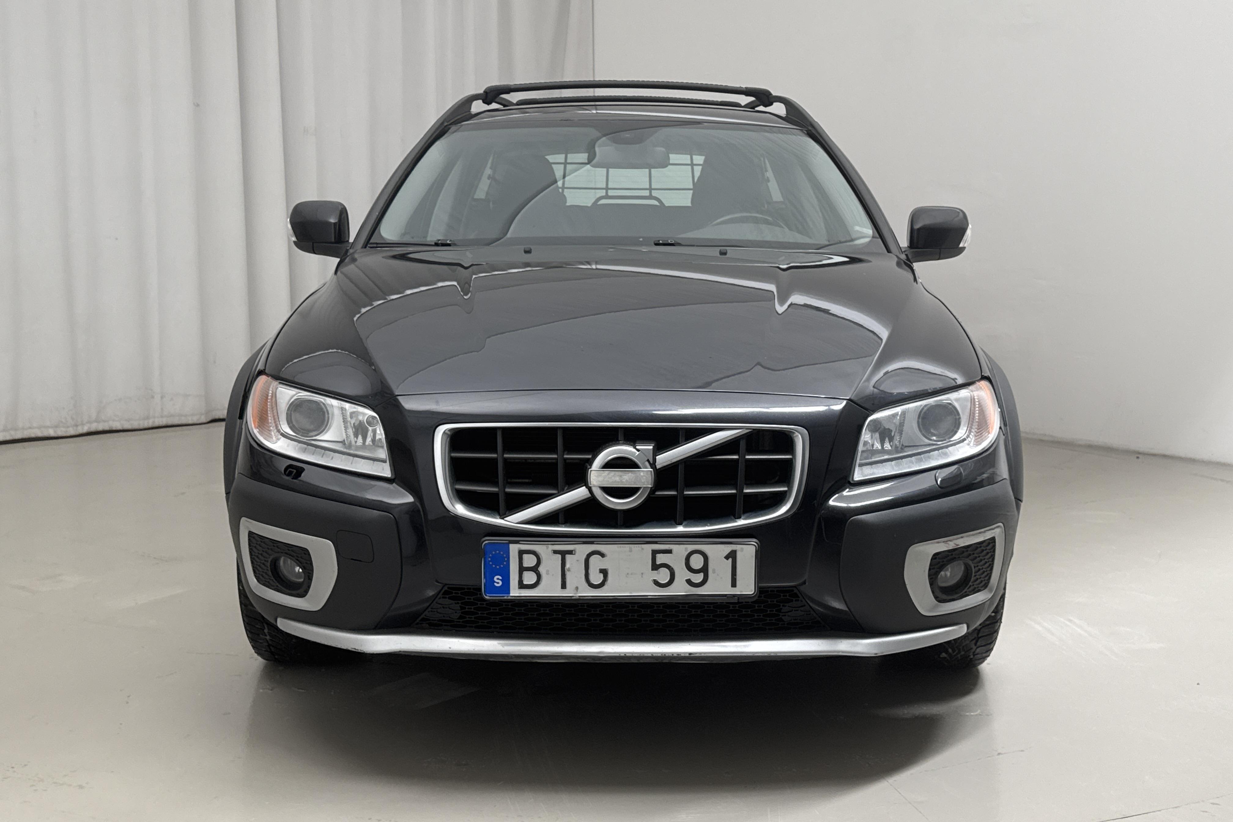 Volvo XC70 II D5 AWD (205hk) - 20 486 mil - Manuell - svart - 2010