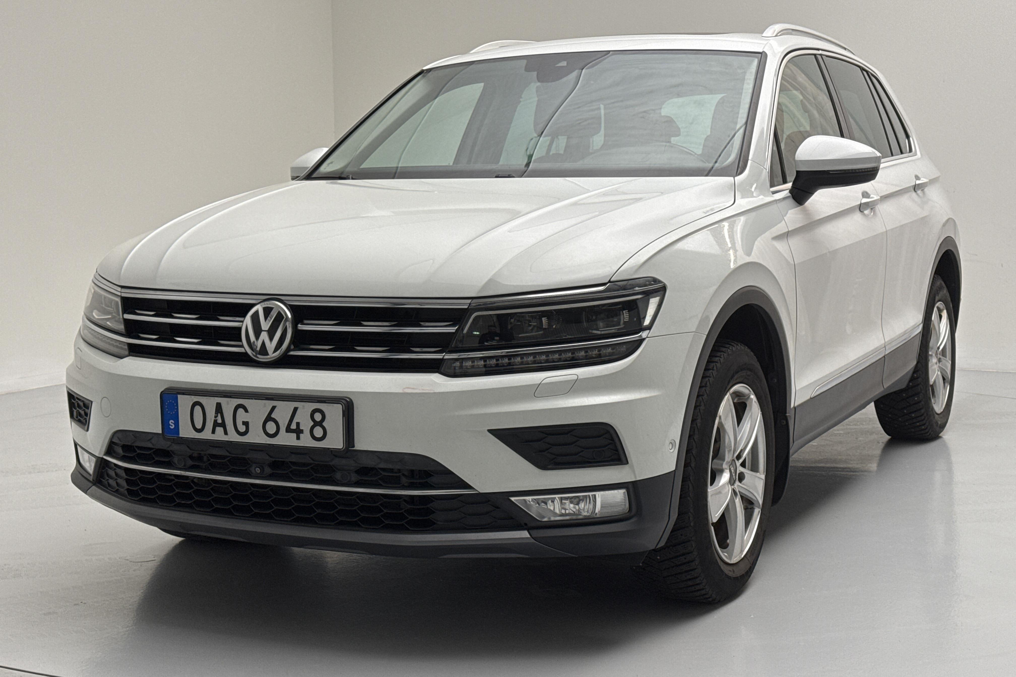 VW Tiguan 2.0 TDI 4MOTION (190hk) - 101 610 km - Automatic - white - 2016