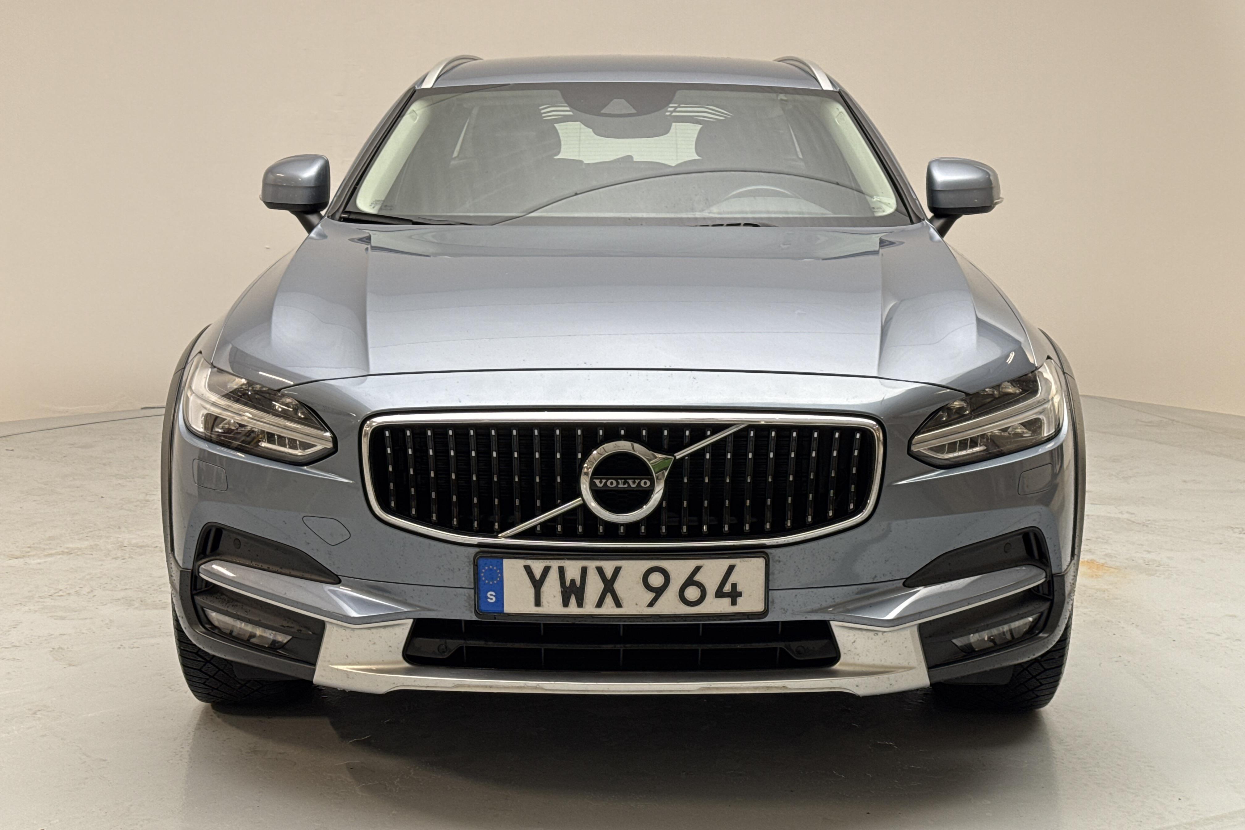 Volvo V90 D4 Cross Country AWD (190hk) - 20 679 mil - Automat - Light Blue - 2019