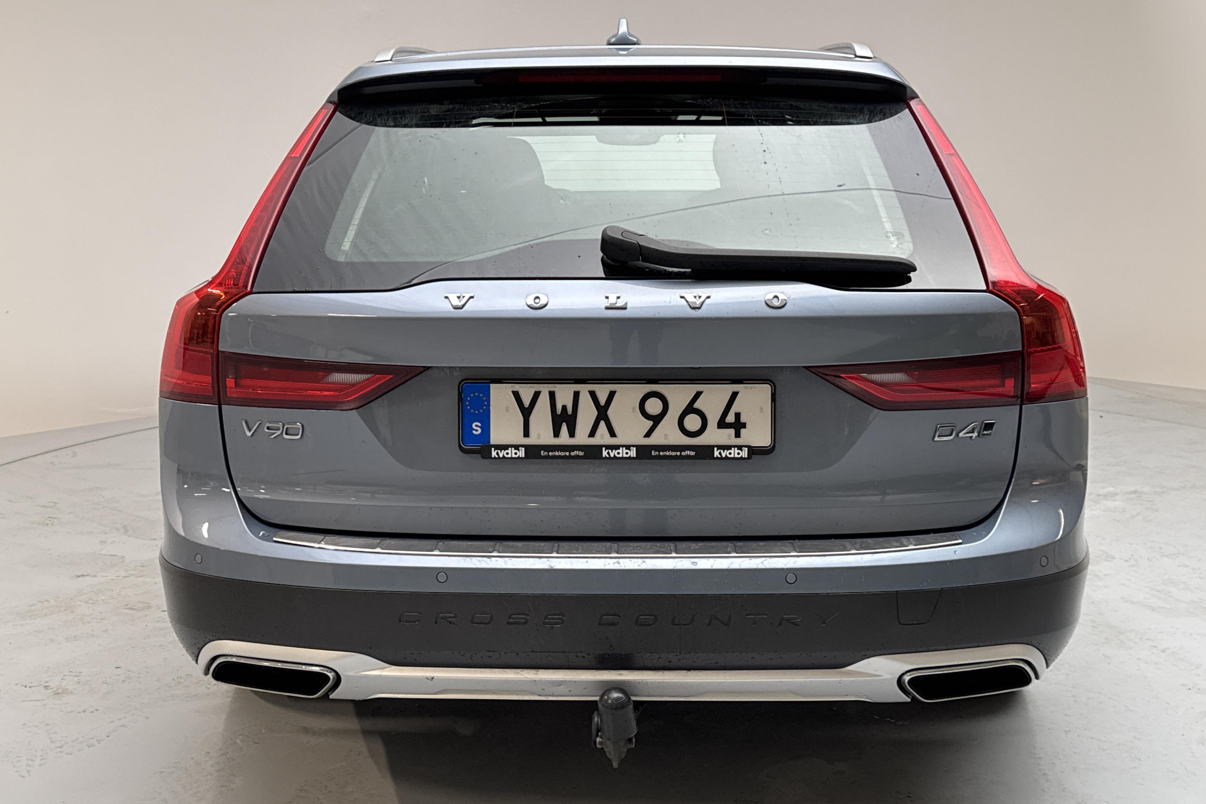 Volvo V90 D4 Cross Country AWD (190hk) - 20 679 mil - Automat - Light Blue - 2019