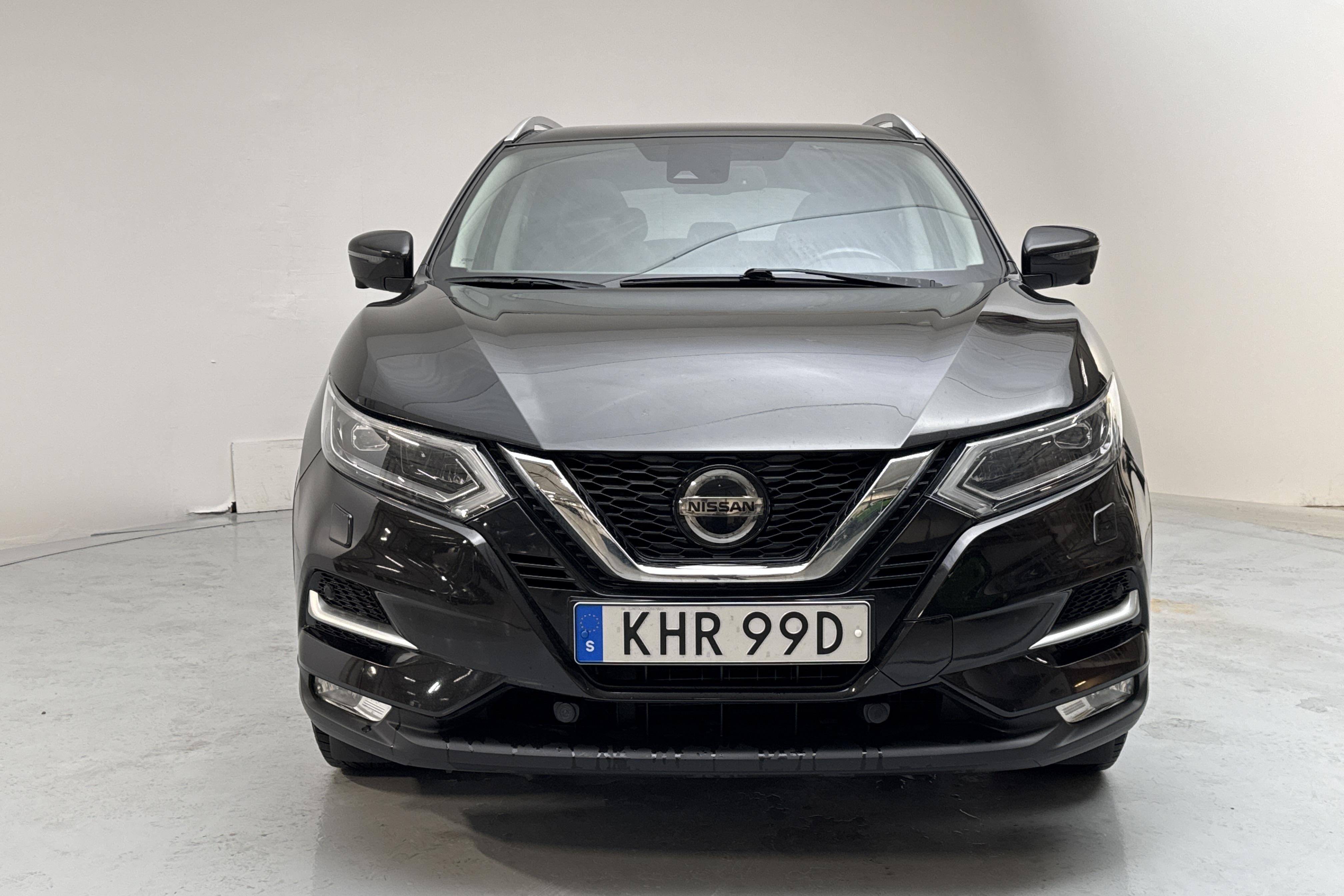 Nissan Qashqai 1.3 DIG-T (160hk) - 9 843 mil - Automat - svart - 2019