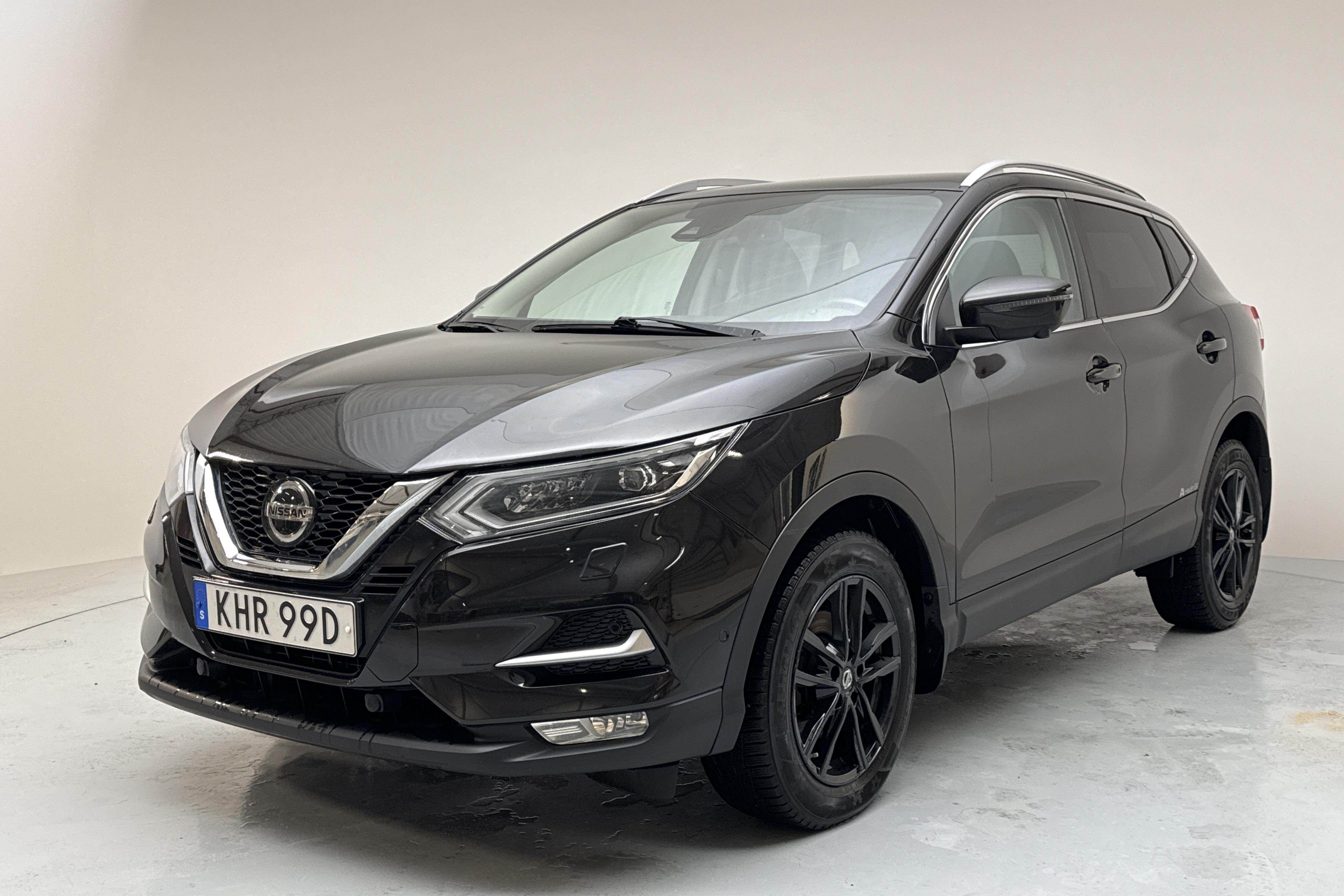 Nissan Qashqai 1.3 DIG-T (160hk) - 9 843 mil - Automat - svart - 2019