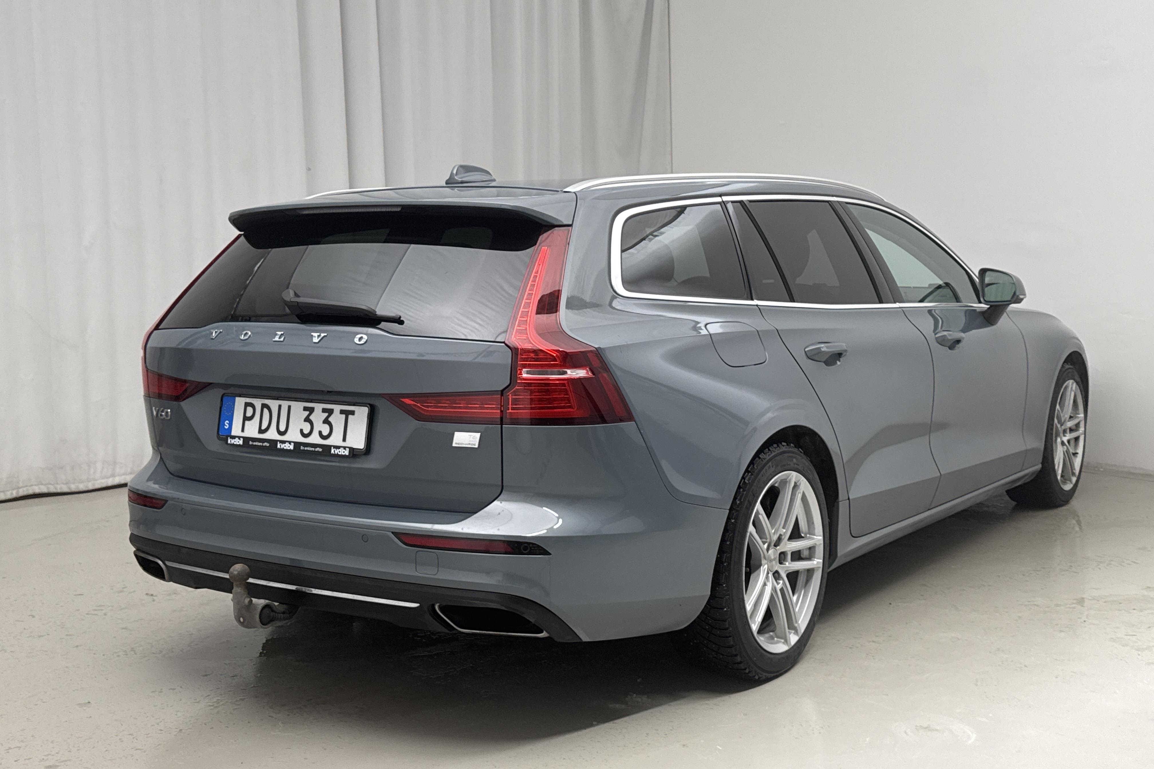 Volvo V60 T6 AWD Twin Engine (340hk) - 7 370 mil - Automat - grå - 2022