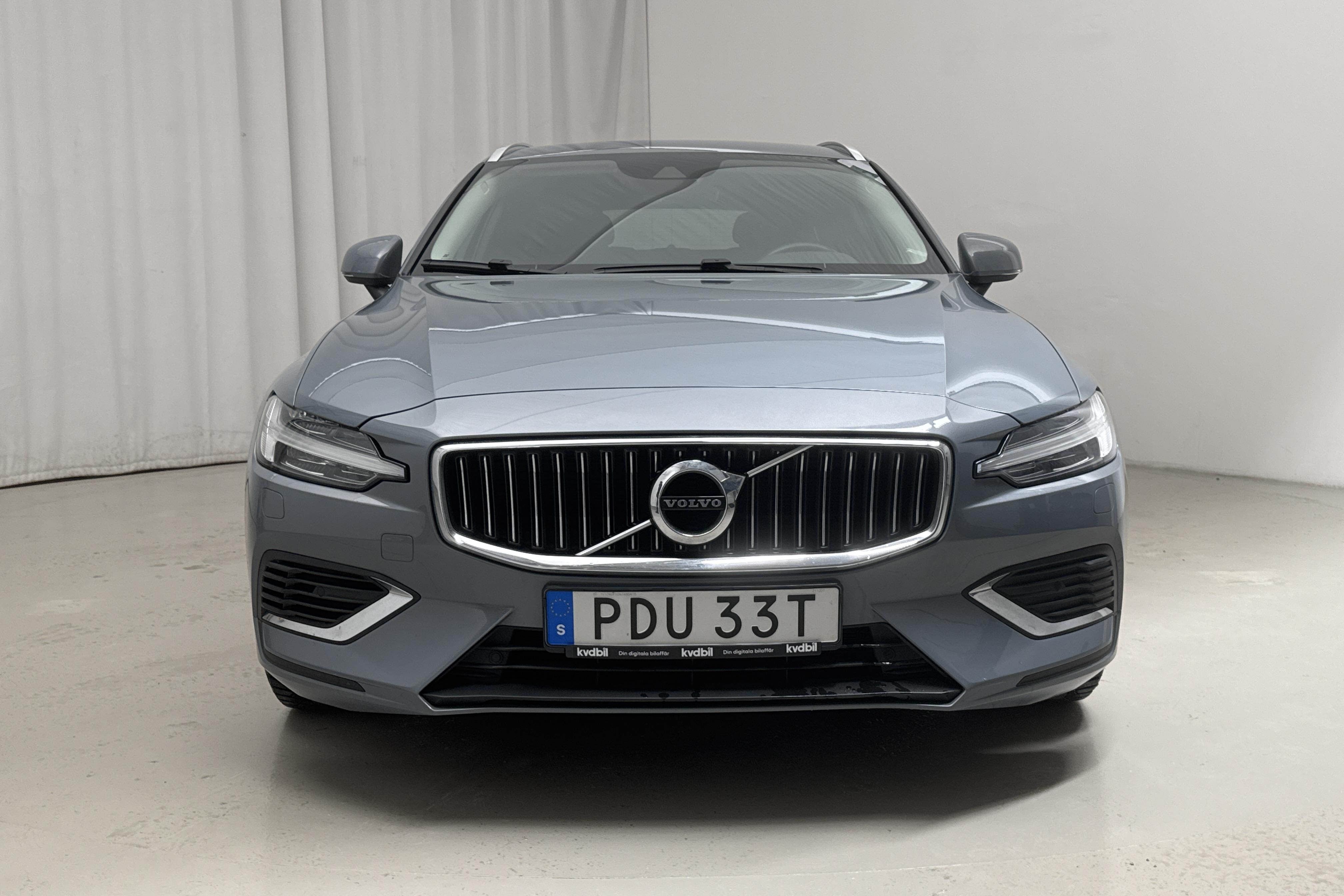 Volvo V60 T6 AWD Twin Engine (340hk) - 7 370 mil - Automat - grå - 2022