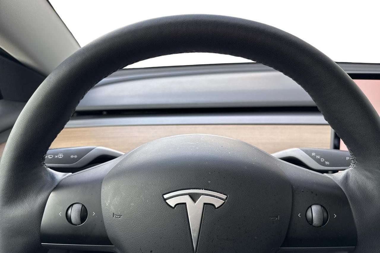 Tesla Model 3 Long Range AWD - 13 139 mil - Automat - grå - 2021