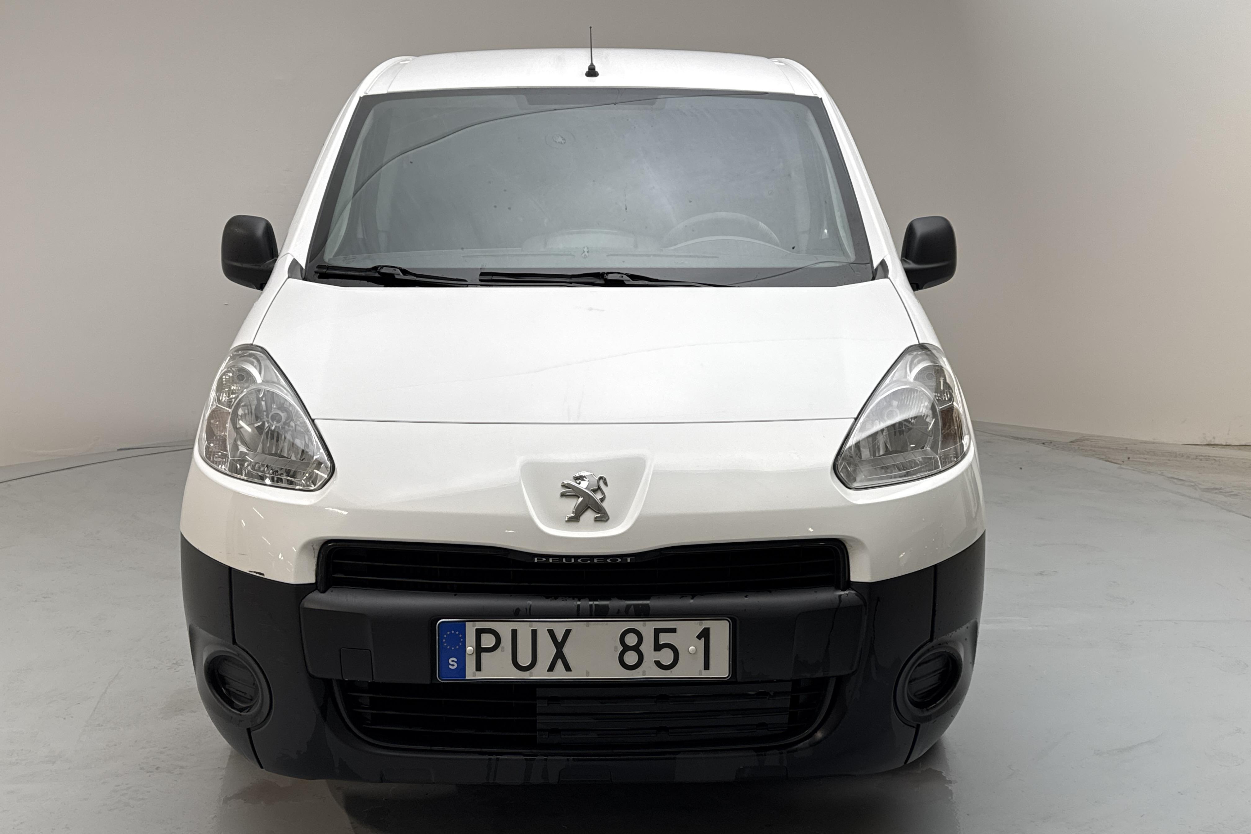 Peugeot Partner 1.6 HDi (90hk) - 9 684 mil - Manuell - vit - 2013