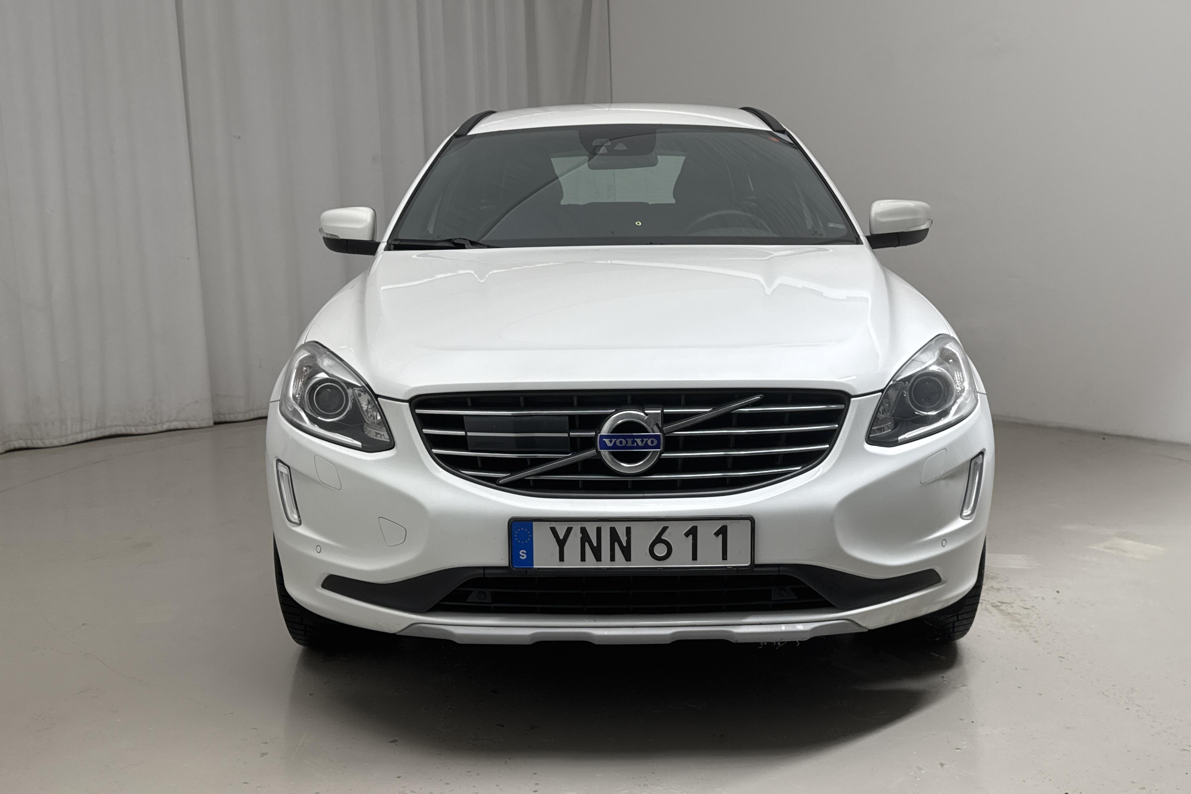 Volvo XC60 D4 AWD (190hk) - 17 720 mil - Automat - vit - 2017