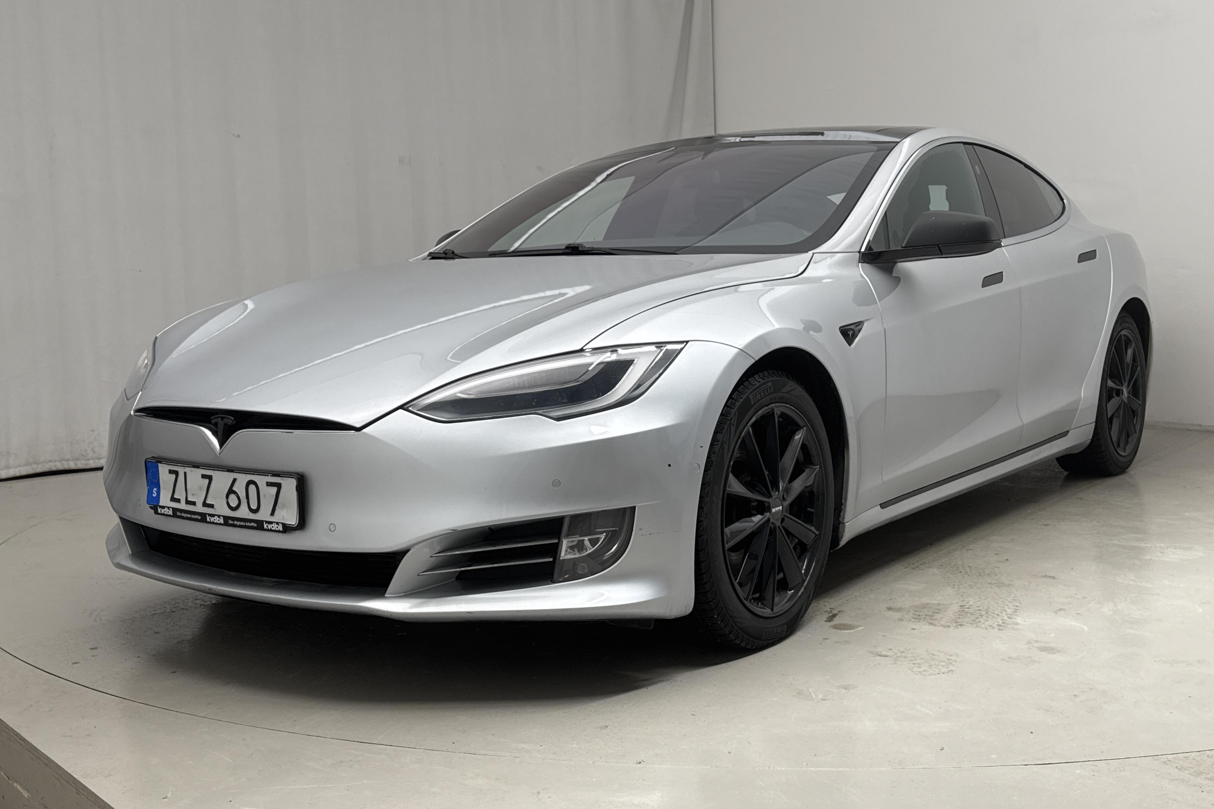 Tesla Model S 75D - 22 572 mil - Automat - grå - 2018