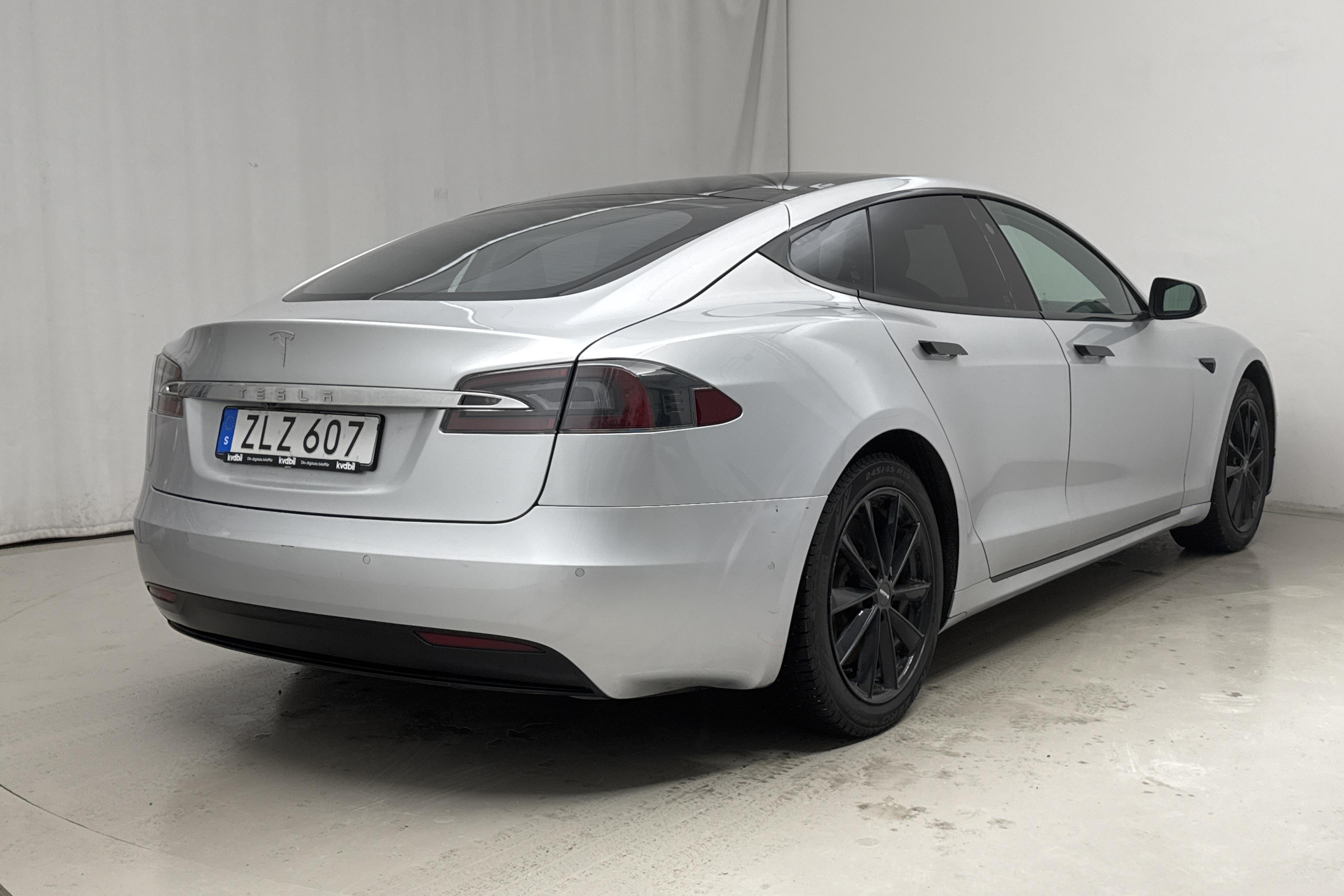 Tesla Model S 75D - 22 572 mil - Automat - grå - 2018